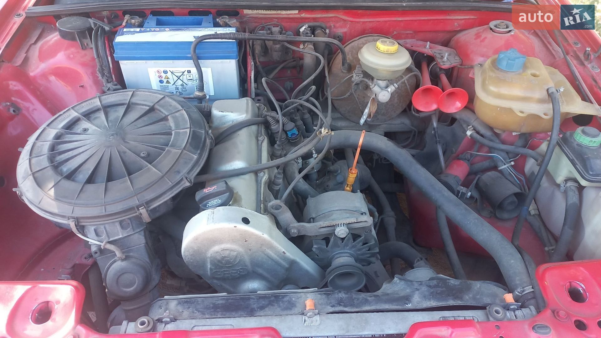 Audi 80 1991 VIN WAUZZZ8AZMA000515 фото оголошення 3 з 6
