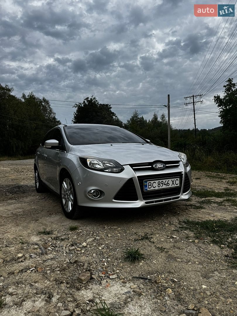Ford Focus 2012 VIN WF0LXXGCBLCY61169 фото оголошення 2 з 9