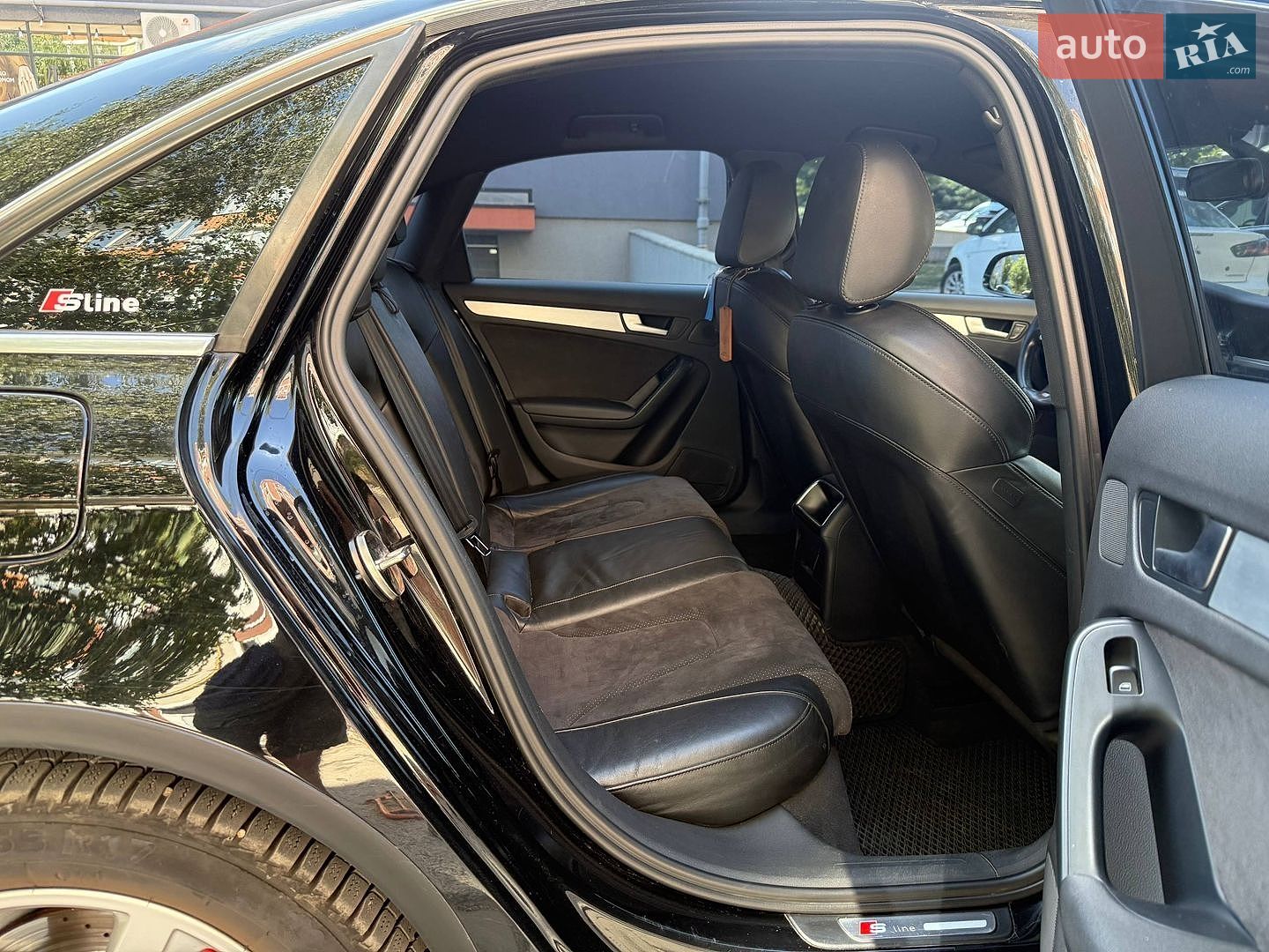 Audi A4 2010 VIN WAUZZZ8K0AN045948 фото оголошення 18 з 23