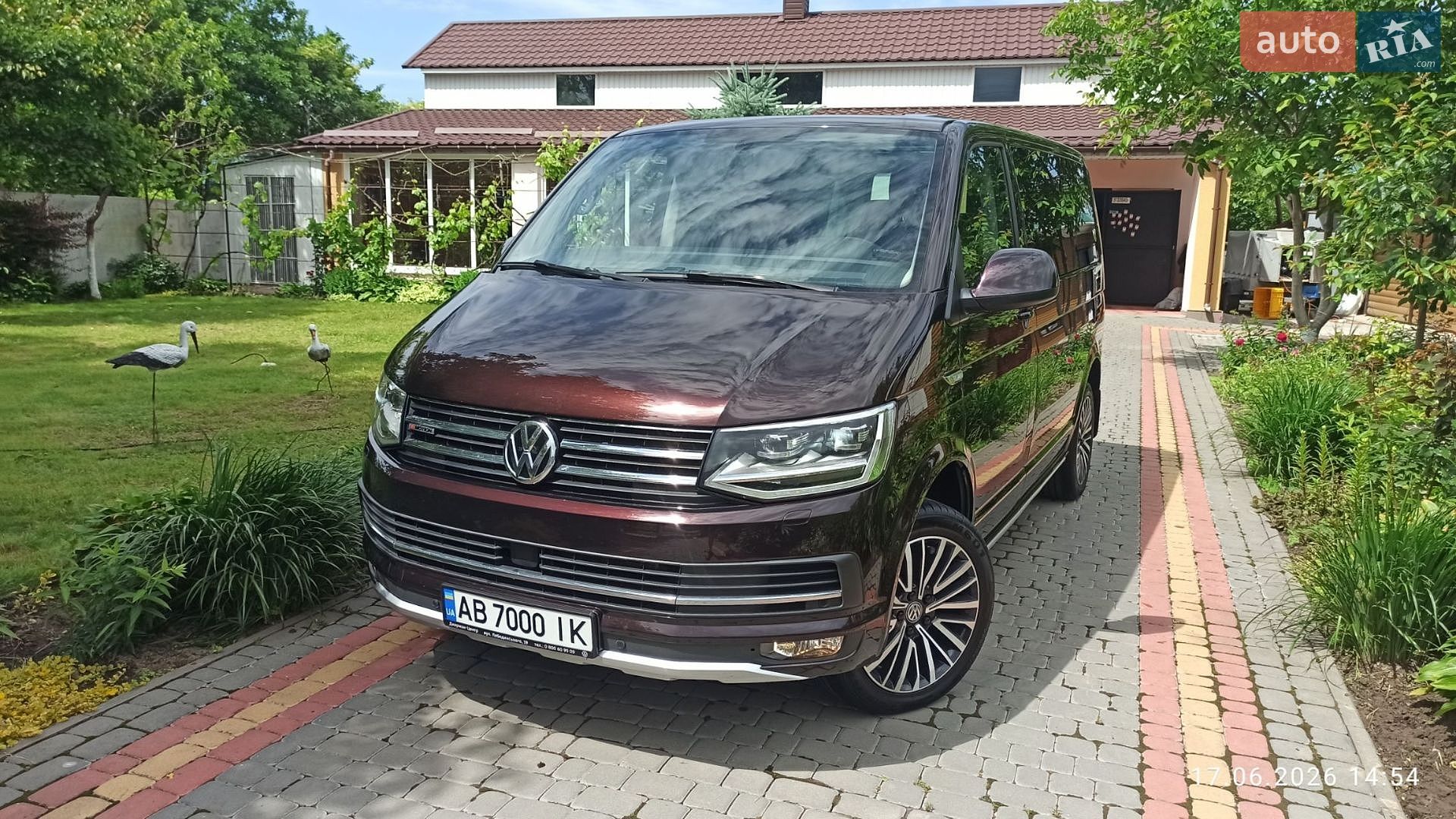 Volkswagen Multivan 2017 VIN WV2ZZZ7HZHH154503 фото оголошення 2 з 70