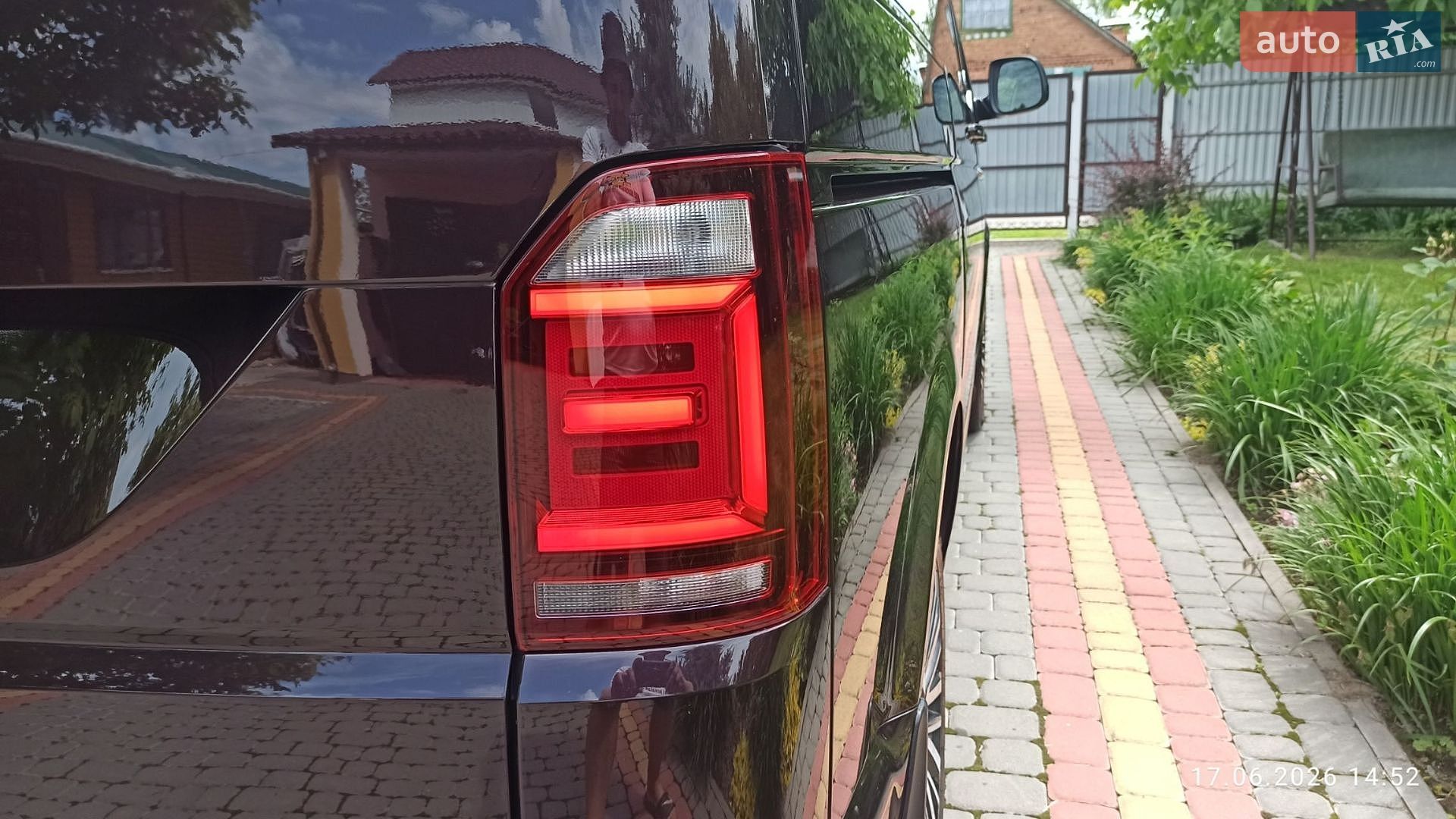 Volkswagen Multivan 2017 VIN WV2ZZZ7HZHH154503 фото оголошення 13 з 70