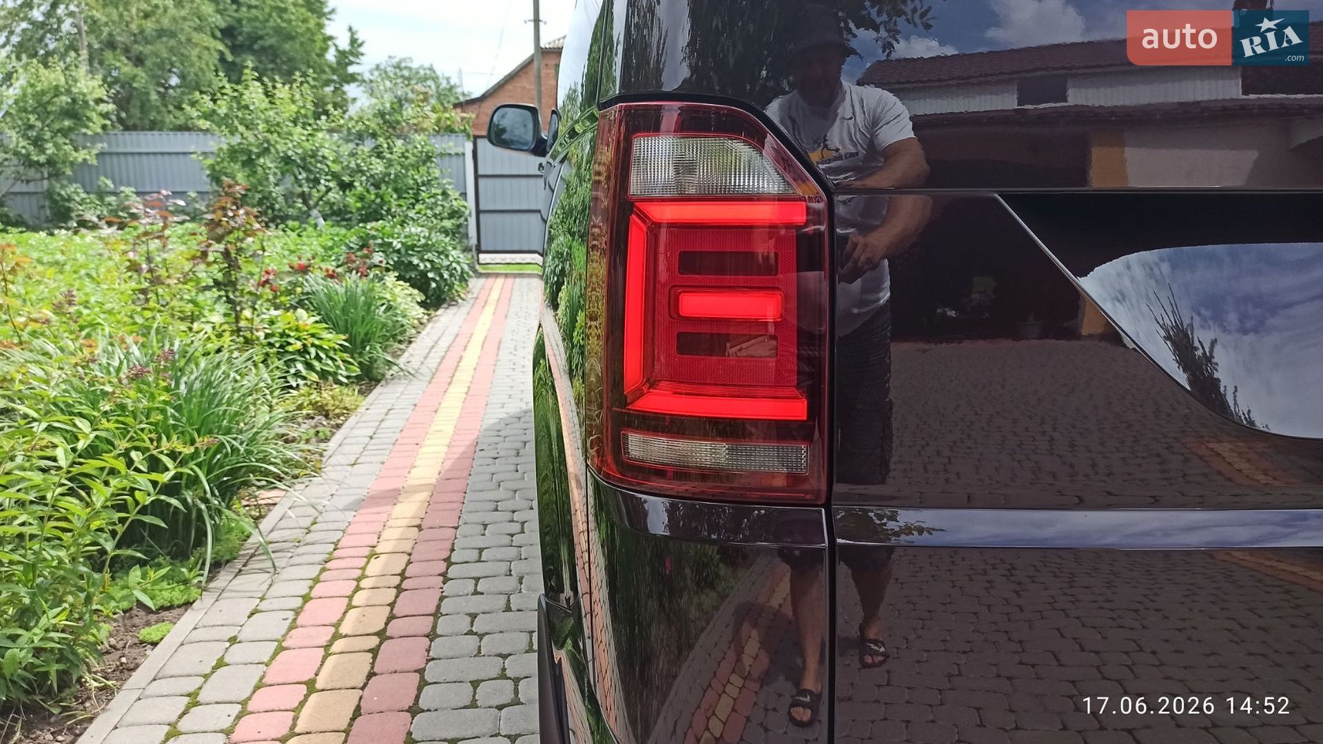 Volkswagen Multivan 2017 VIN WV2ZZZ7HZHH154503 фото оголошення 17 з 70