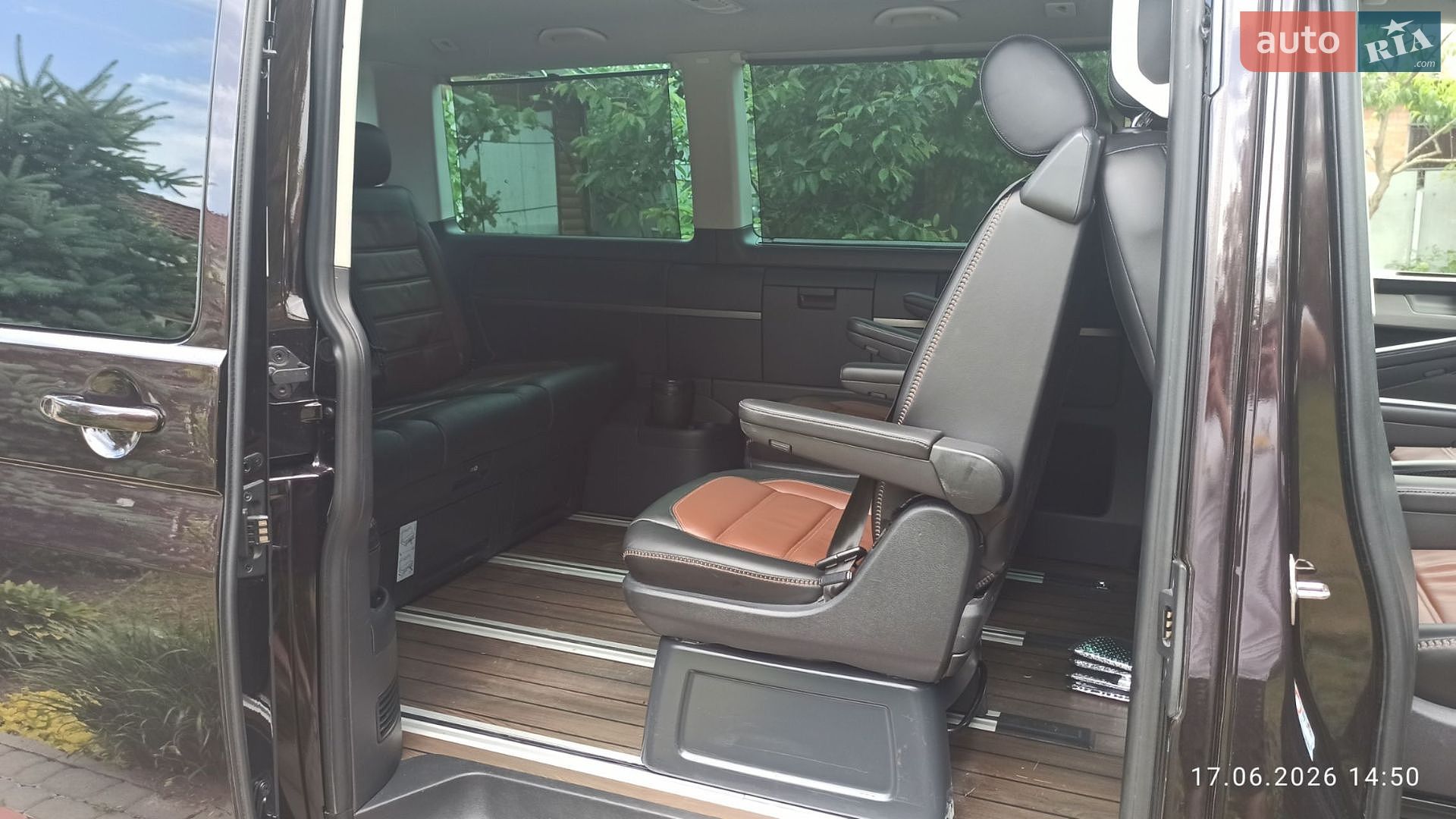 Volkswagen Multivan 2017 VIN WV2ZZZ7HZHH154503 фото оголошення 30 з 70