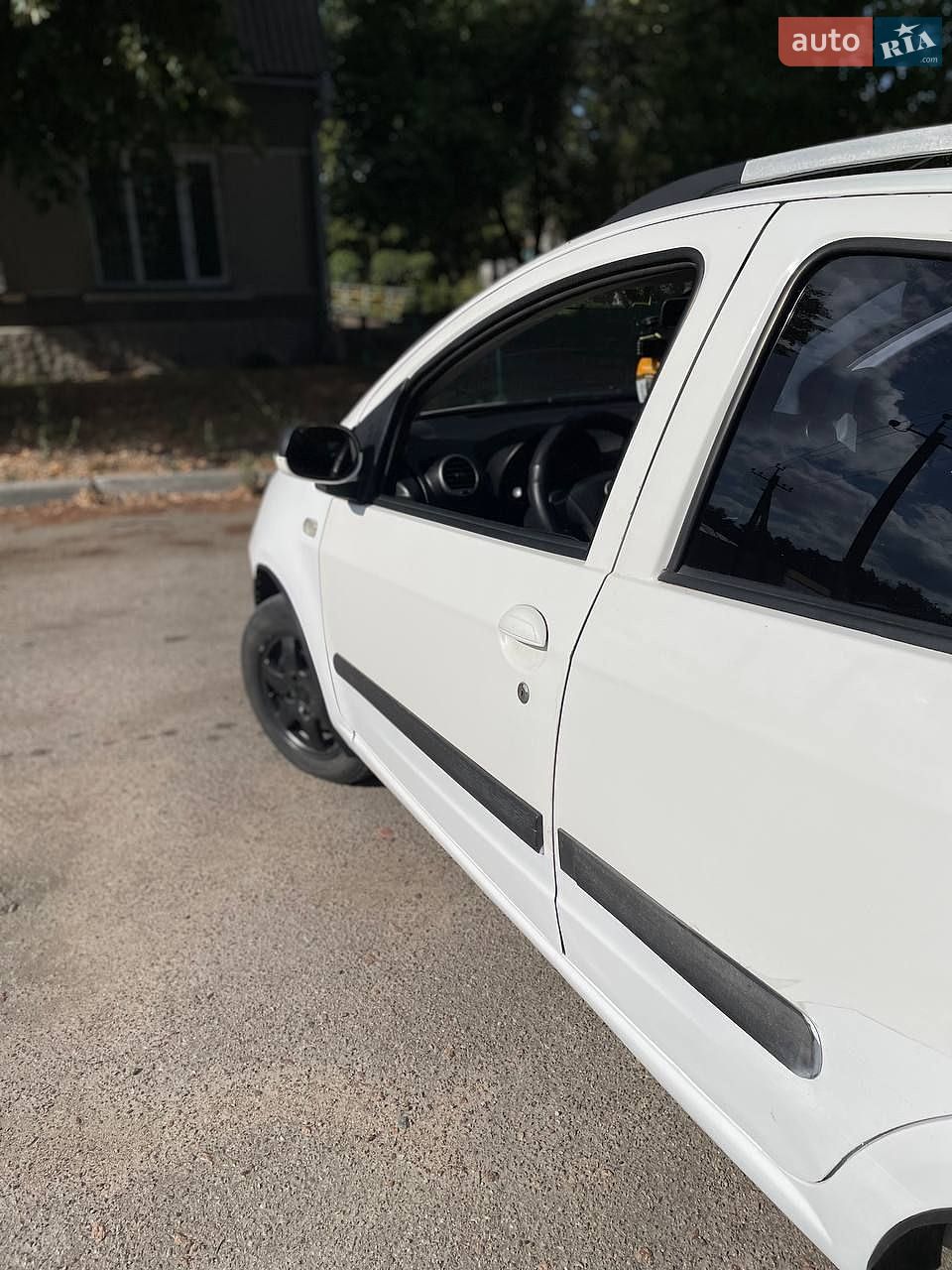 Geely Gkh2 2014 VIN Y7WCLM130E0032720 фото оголошення 3 з 19