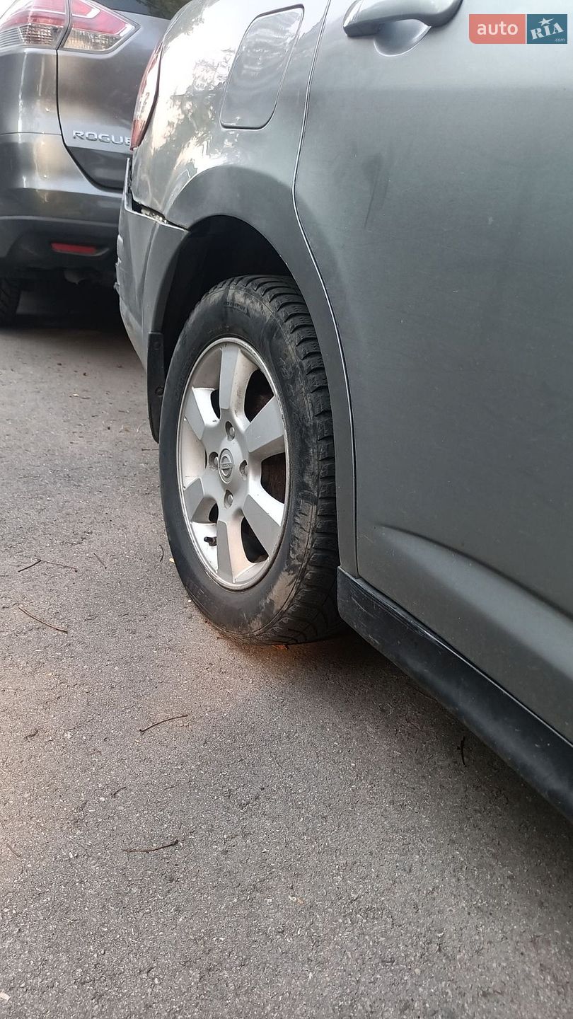Nissan Versa 2007 VIN 3N1BC11E57L415203 фото оголошення 2 з 23