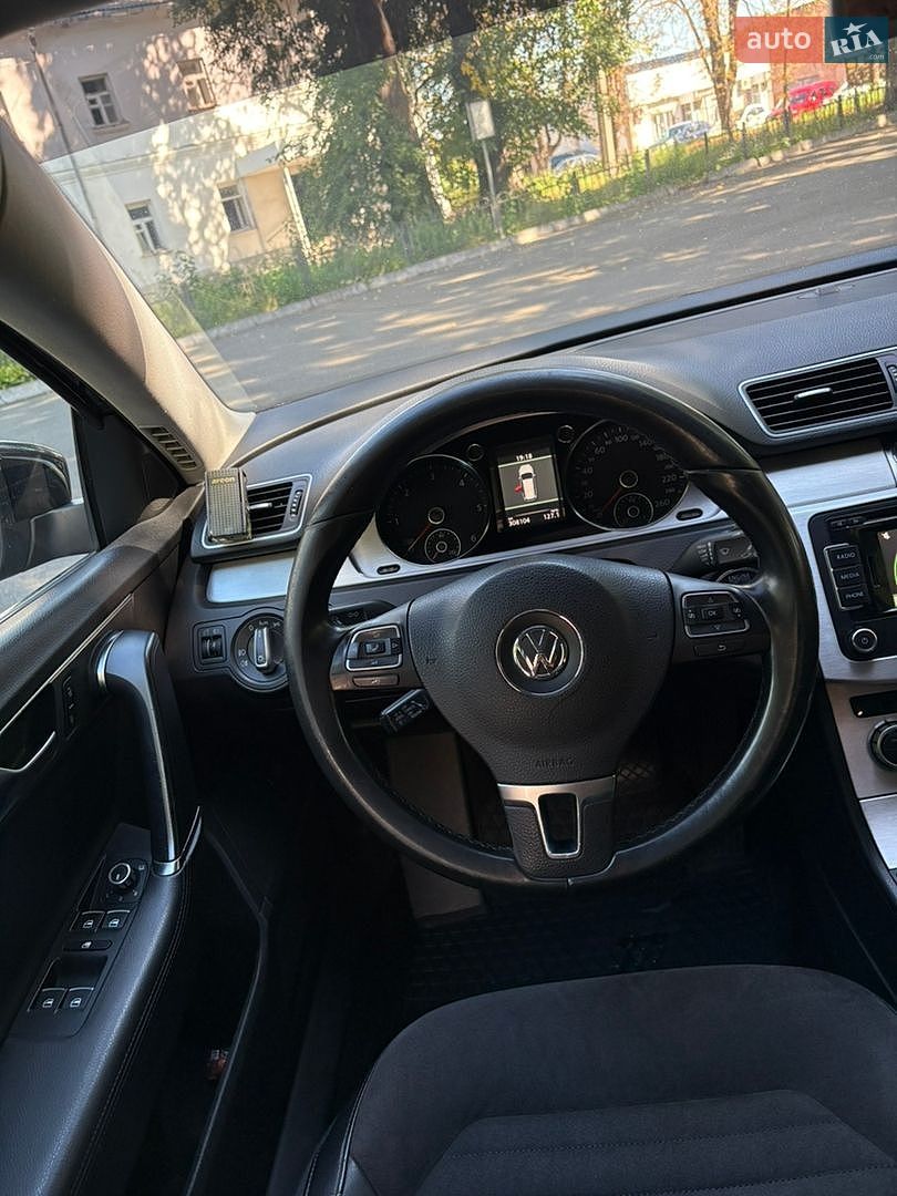 Volkswagen Passat 2013 VIN WVWZZZ3CZDE090521 фото оголошення 17 з 28