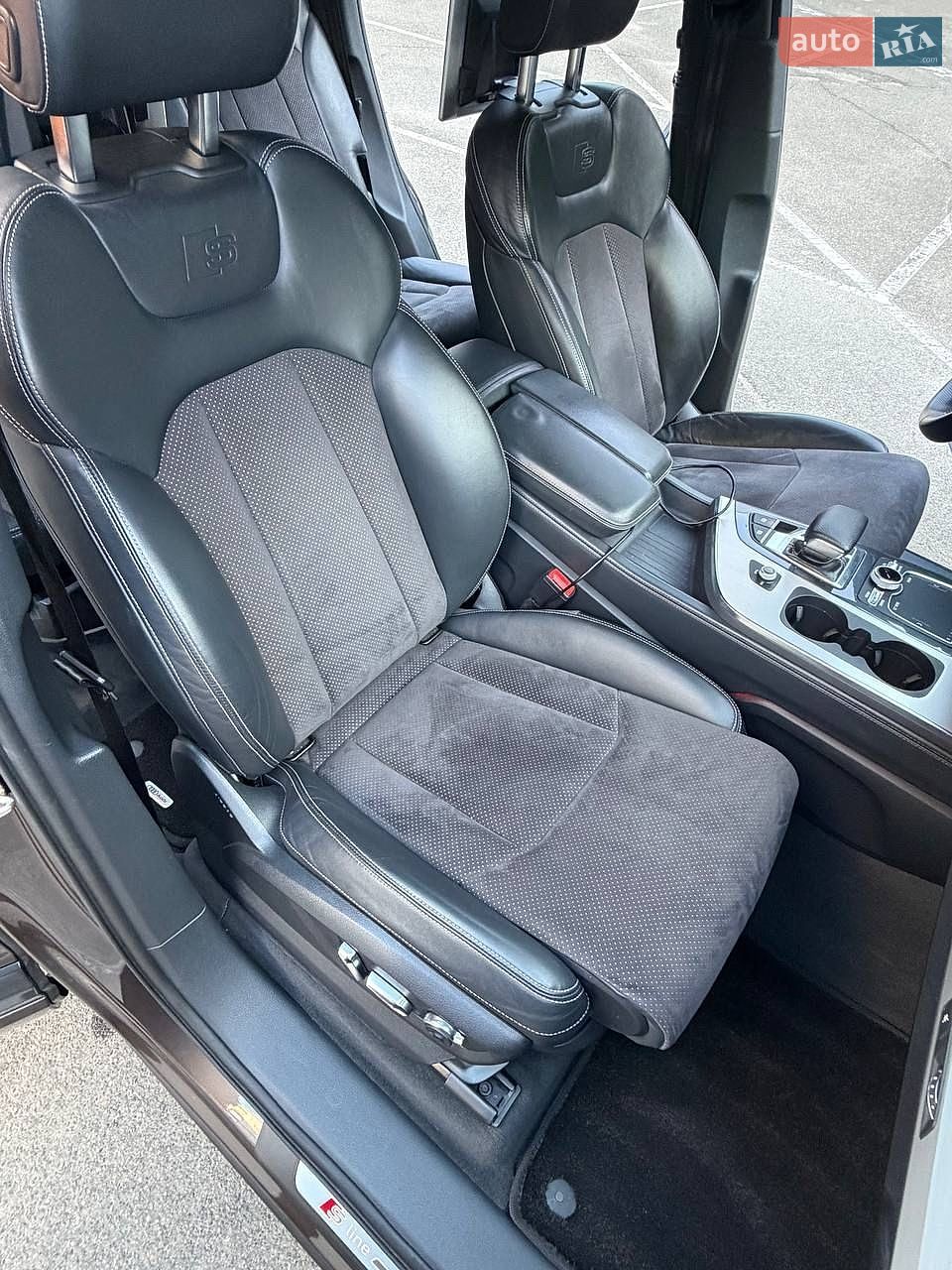 Audi Q7 2016 VIN WAUZZZ4M0HD004730 фото оголошення 4 з 36