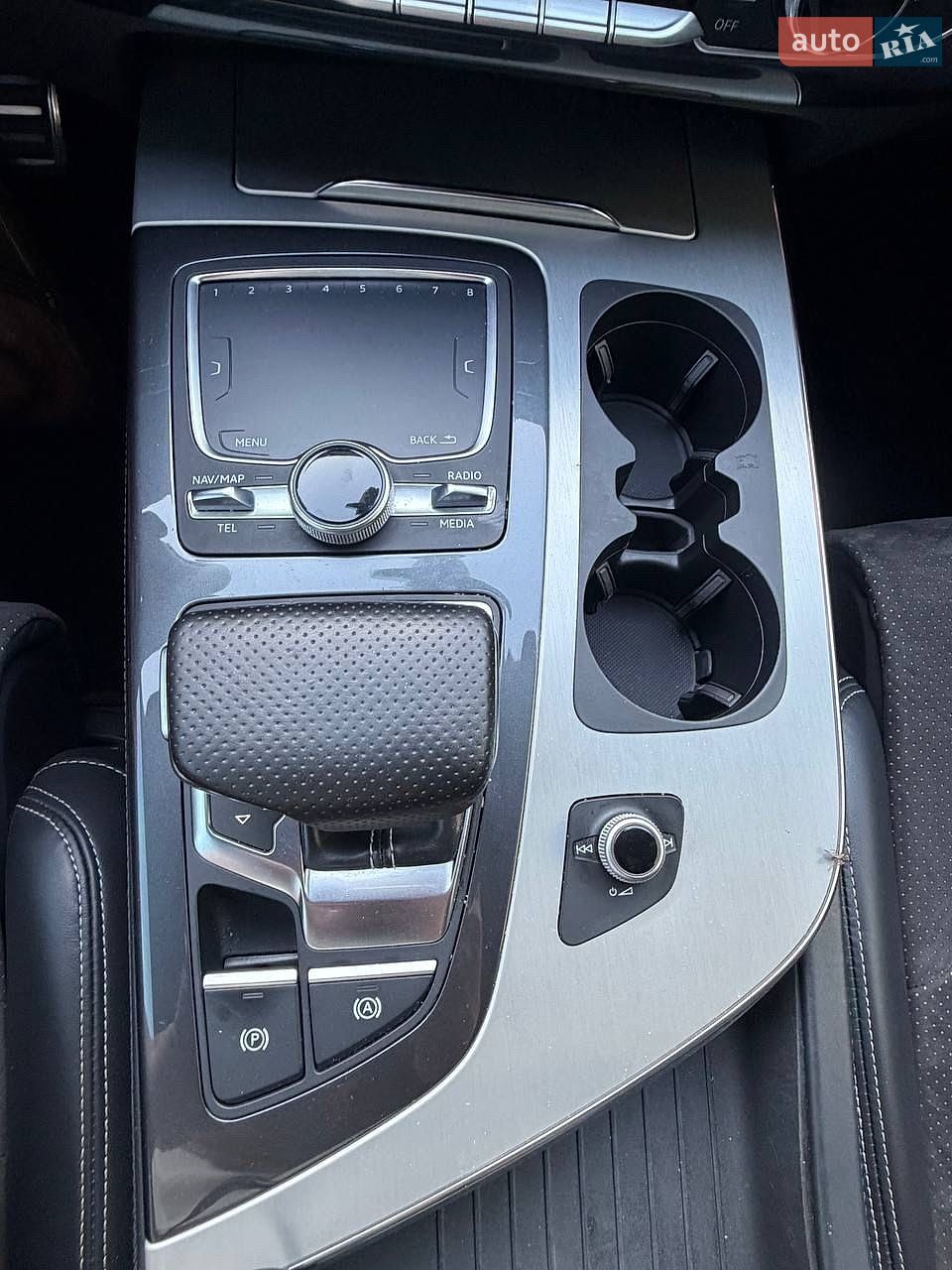 Audi Q7 2016 VIN WAUZZZ4M0HD004730 фото оголошення 14 з 36