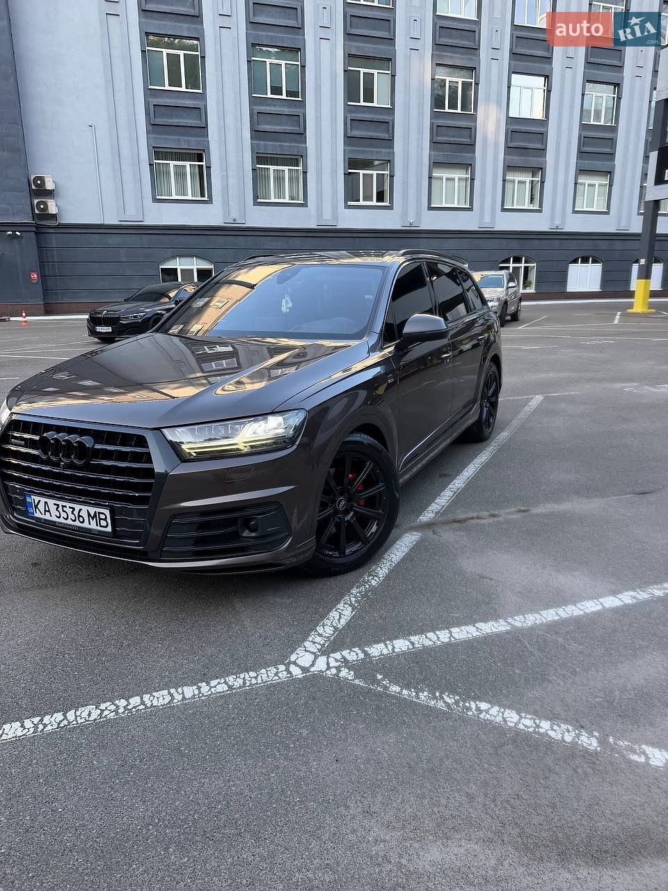Audi Q7 2016 VIN WAUZZZ4M0HD004730 фото оголошення 10 з 36