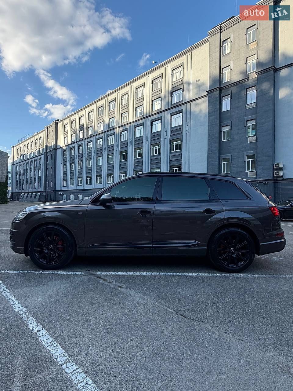 Audi Q7 2016 VIN WAUZZZ4M0HD004730 фото оголошення 34 з 36