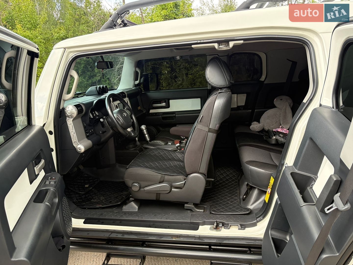 Toyota FJ Cruiser 2008 VIN JTEBU11F88K037802 фото оголошення 8 з 31