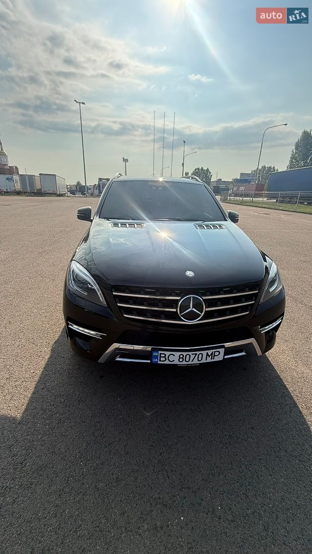 Mercedes-Benz M-Class 2012 VIN WDC1660241A135705 фото оголошення 5 з 32