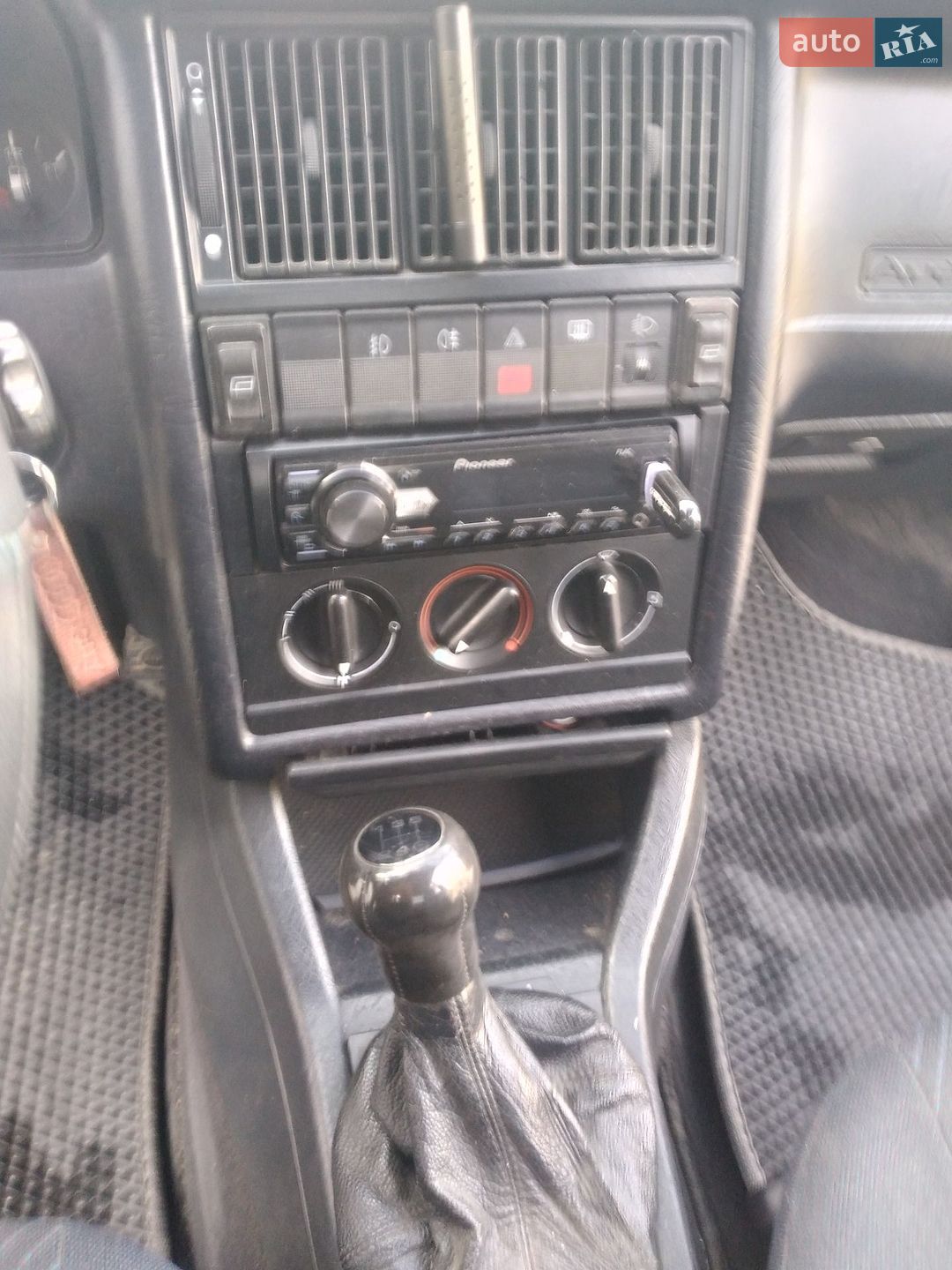 Audi 80 1994 VIN WAUZZZ8CZRA012703 фото оголошення 17 з 21