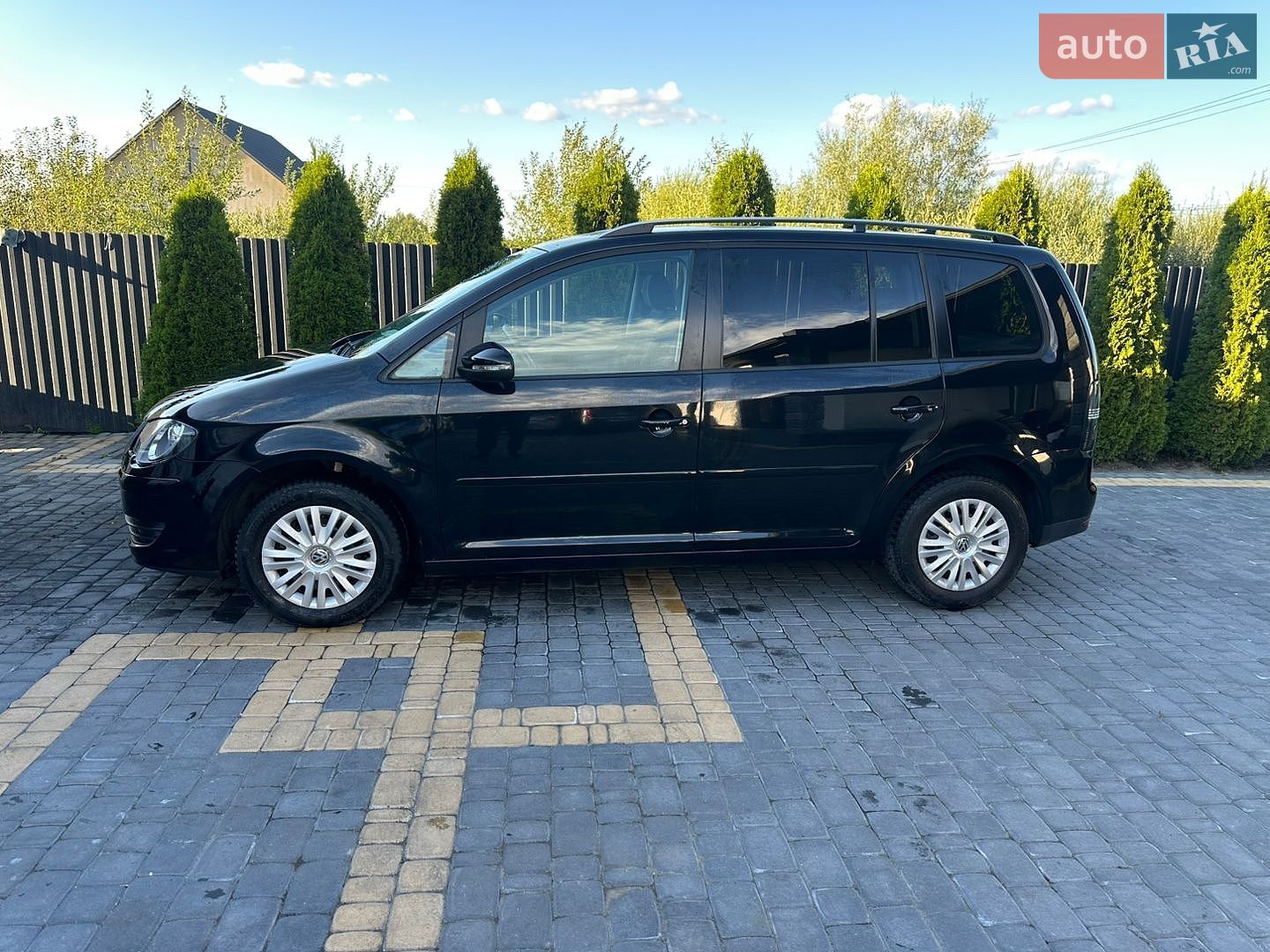 Volkswagen Touran 2010 VIN WVGZZZ1TZAW079681 фото оголошення 4 з 64