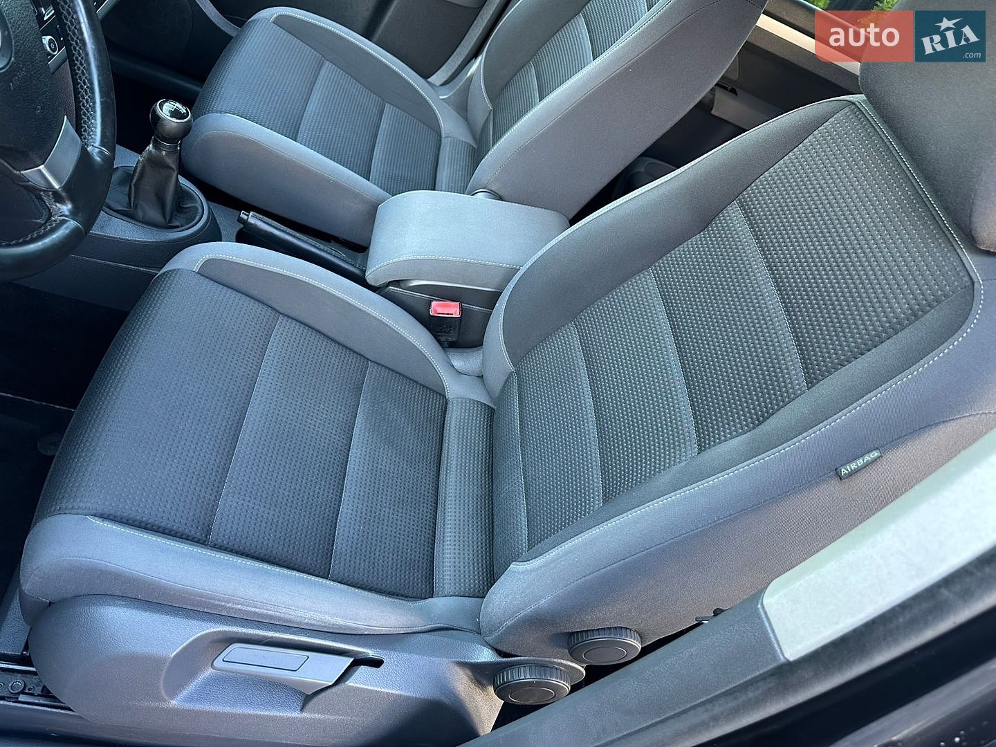 Volkswagen Touran 2010 VIN WVGZZZ1TZAW079681 фото оголошення 24 з 64