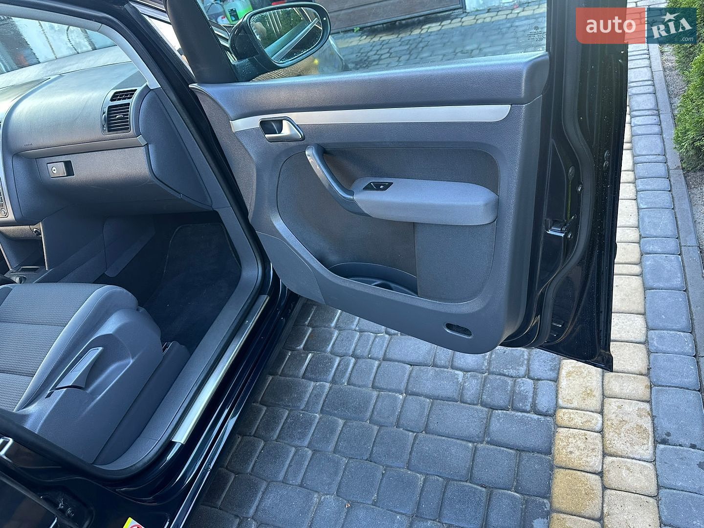 Volkswagen Touran 2010 VIN WVGZZZ1TZAW079681 фото оголошення 49 з 64