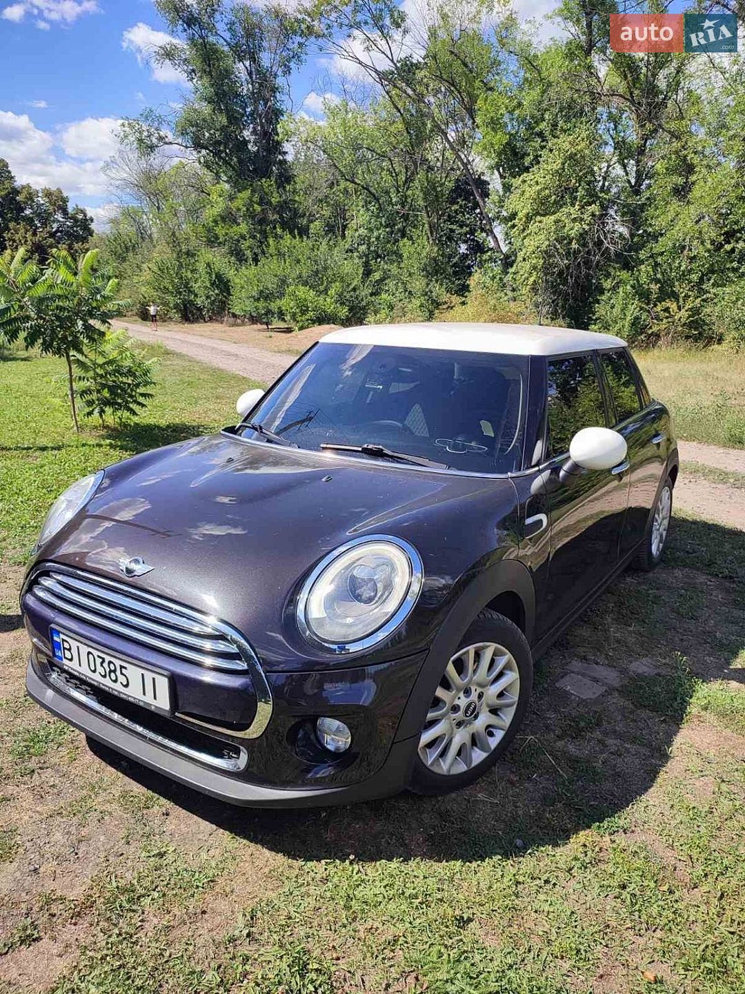 Mini Cooper 2015 VIN WMWXS510102B10225 фото оголошення 2 з 12