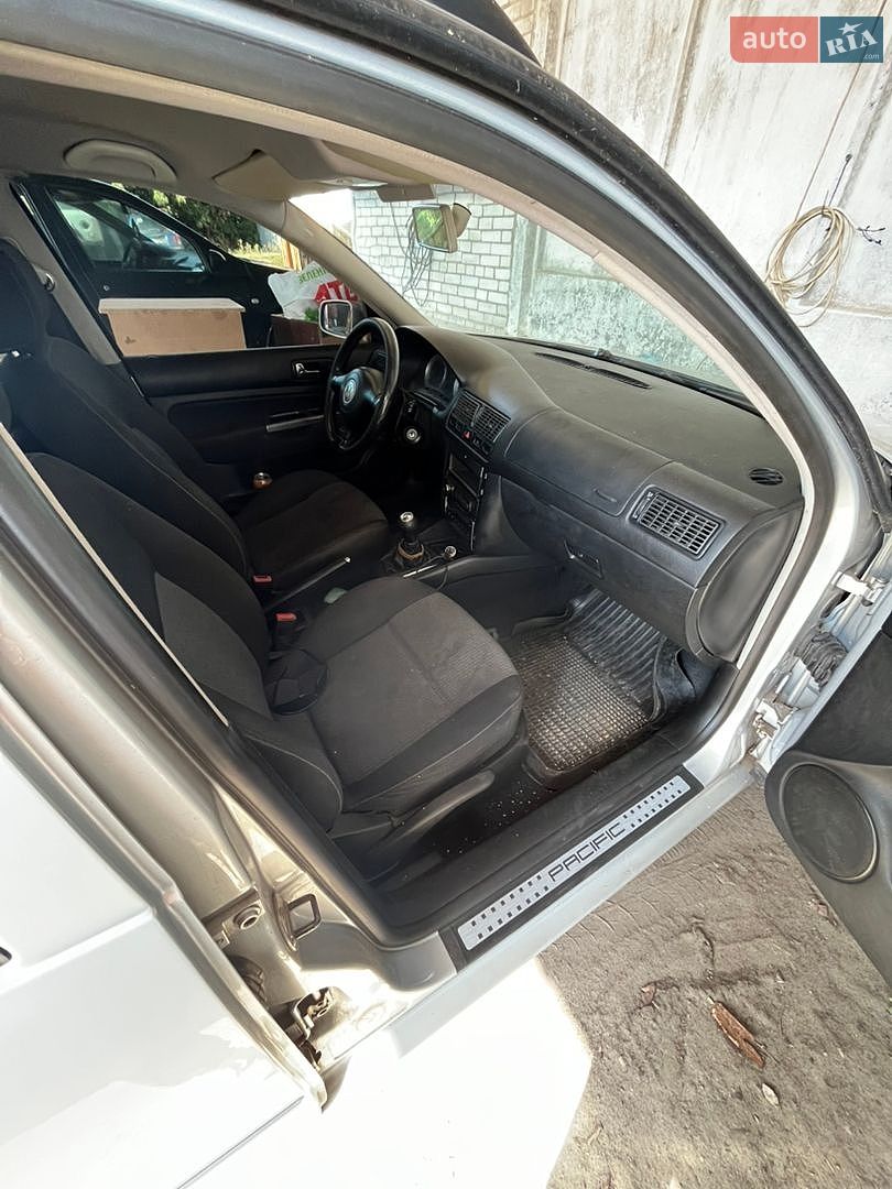 Volkswagen Golf 2003 VIN WVWZZZ1JZ3W598239 фото оголошення 8 з 8