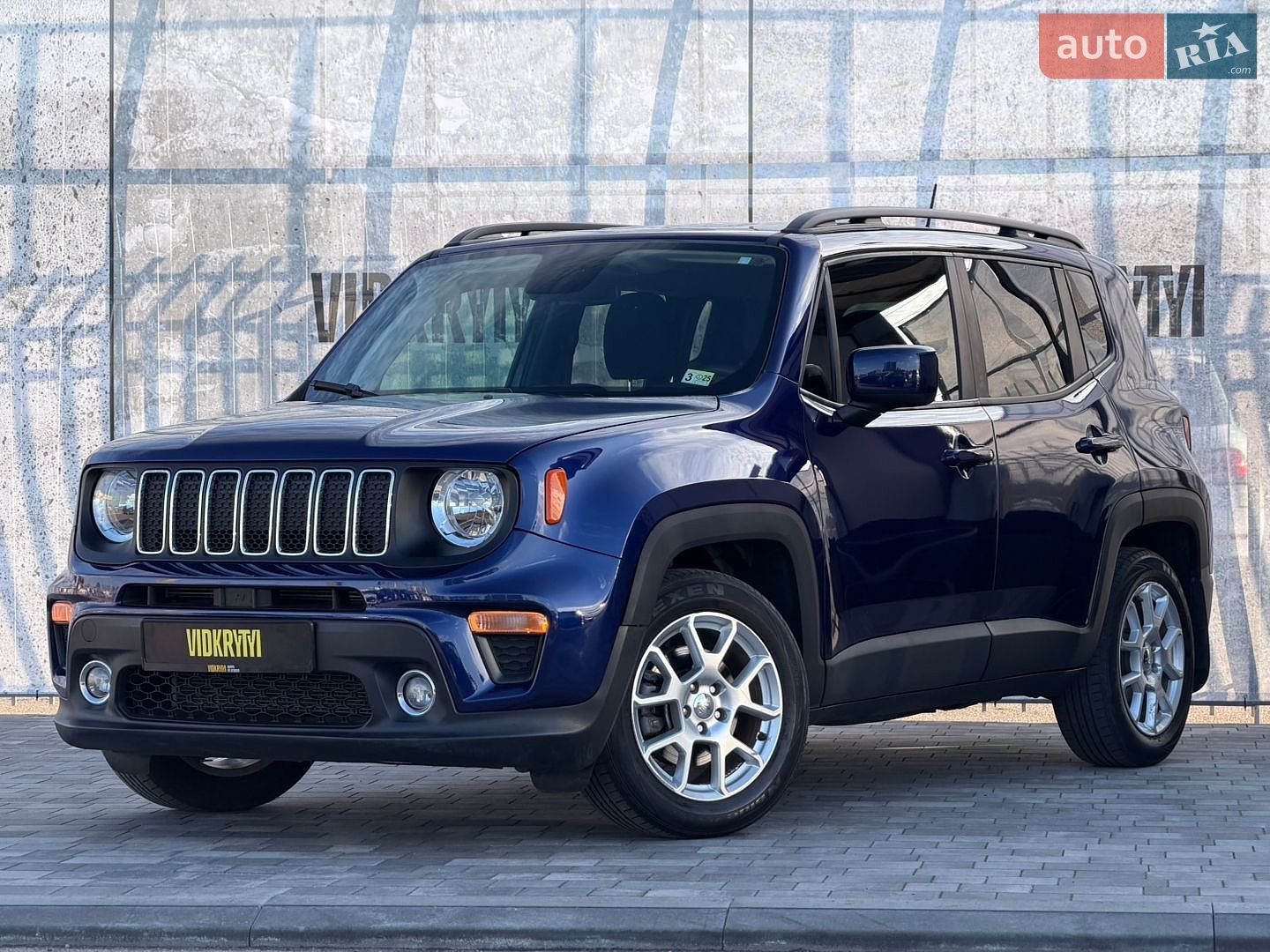 Jeep Renegade 2020 VIN ZACNJABBXLPL72089 фото оголошення 2 з 35