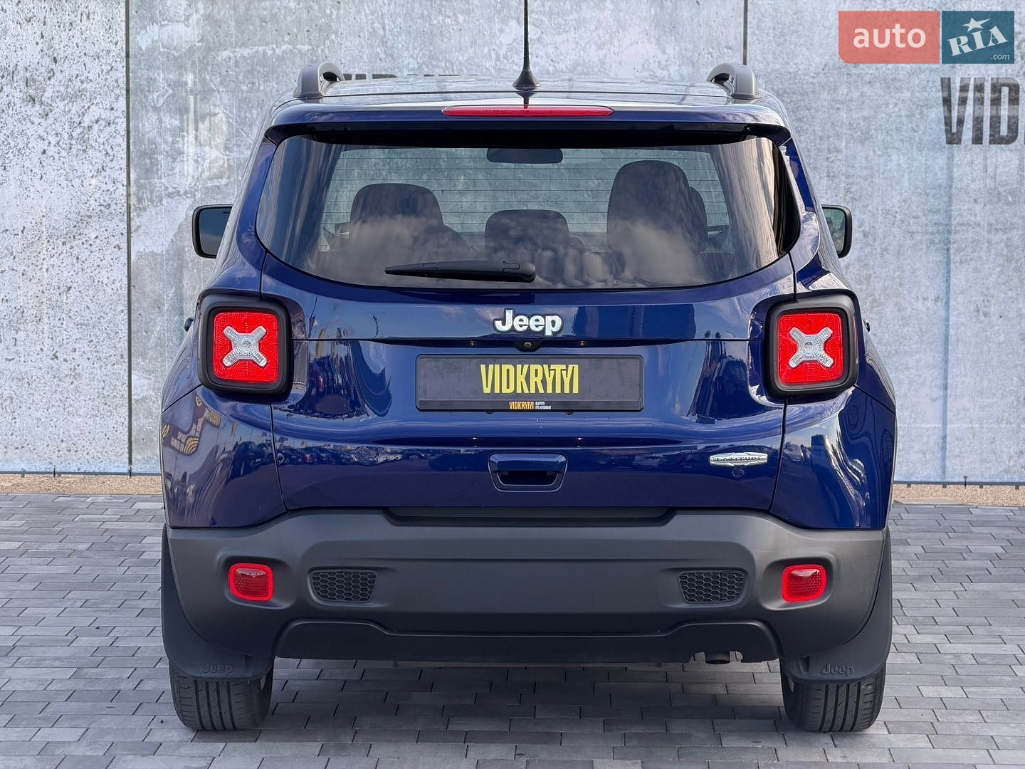 Jeep Renegade 2020 VIN ZACNJABBXLPL72089 фото оголошення 18 з 35