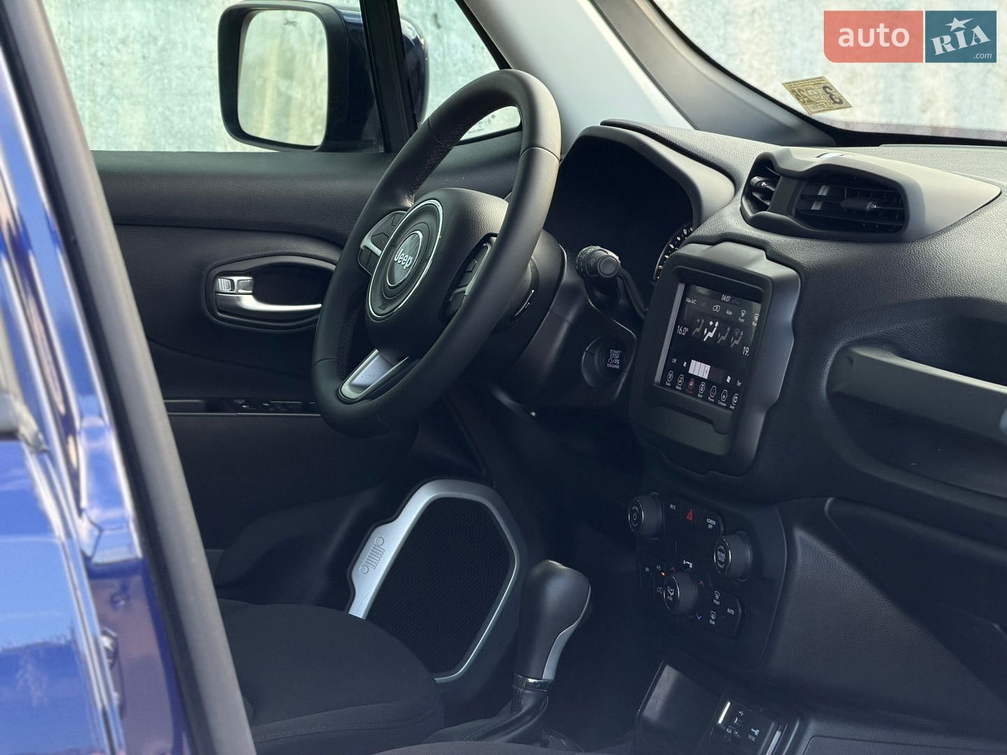 Jeep Renegade 2020 VIN ZACNJABBXLPL72089 фото оголошення 31 з 35