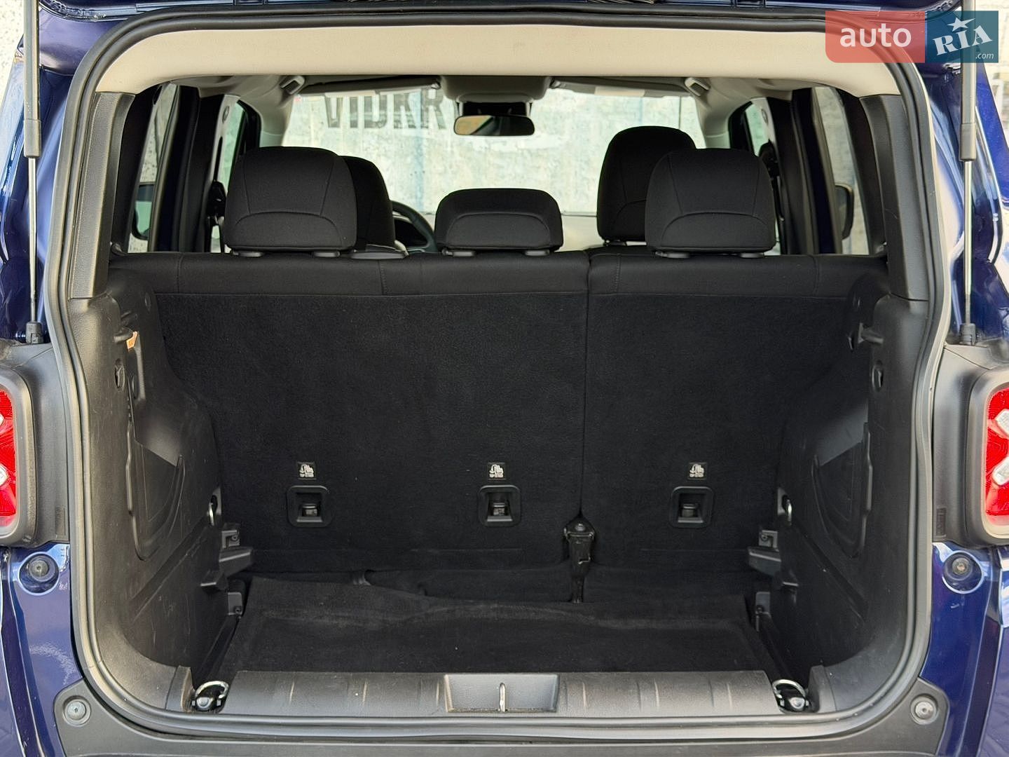 Jeep Renegade 2020 VIN ZACNJABBXLPL72089 фото оголошення 35 з 35