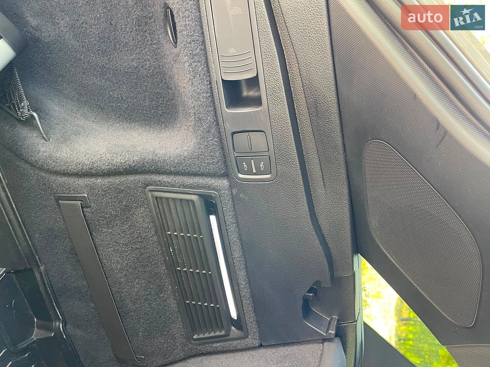 Audi SQ5 2021 VIN WA1C4AFY0M2093353 фото оголошення 28 з 30