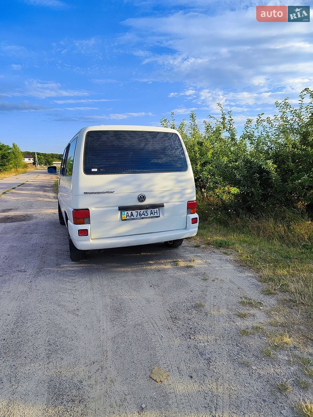 Volkswagen Caravelle 2002 VIN WV1ZZZ70Z2H037666 фото оголошення 4 з 11