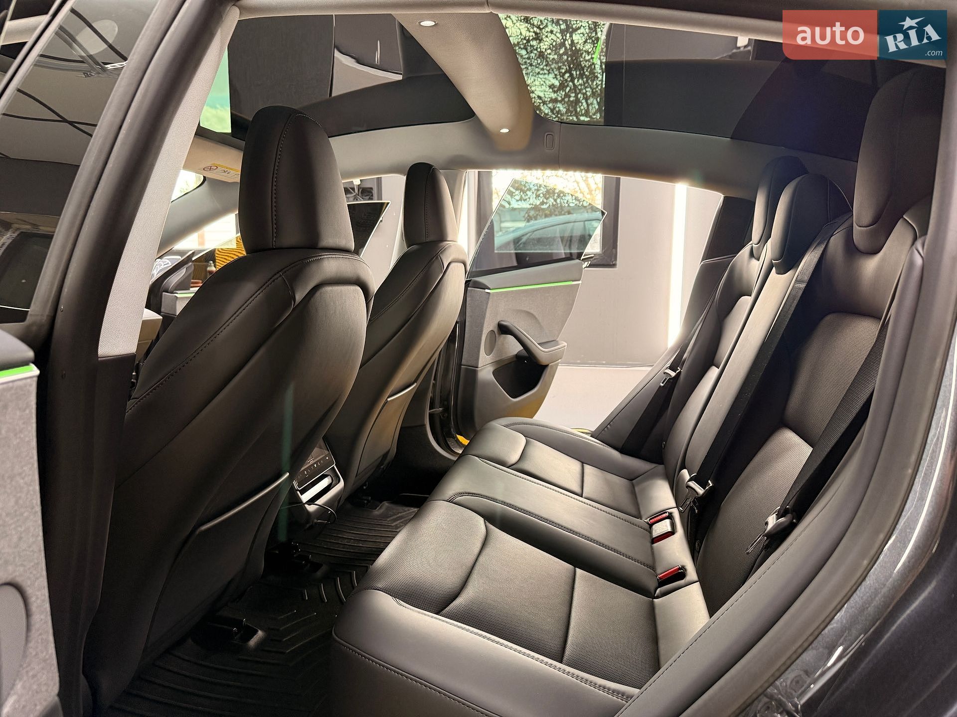 Tesla Model 3 2025 VIN 5YJ3E1EA6SF021557 фото оголошення 68 з 78