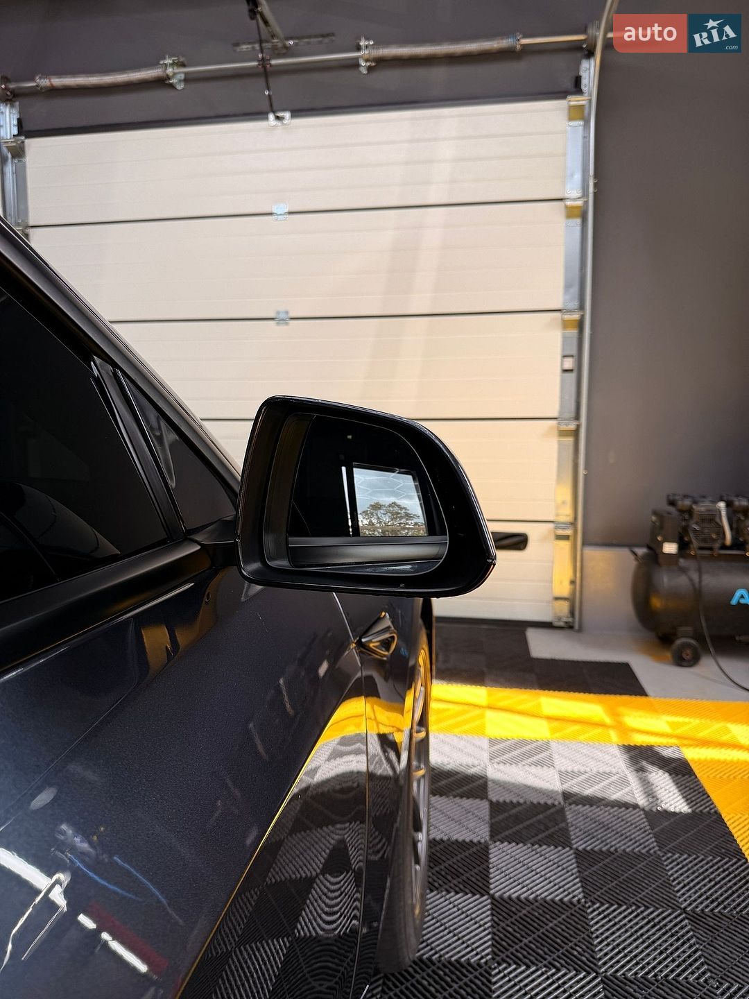 Tesla Model 3 2025 VIN 5YJ3E1EA6SF021557 фото оголошення 33 з 78