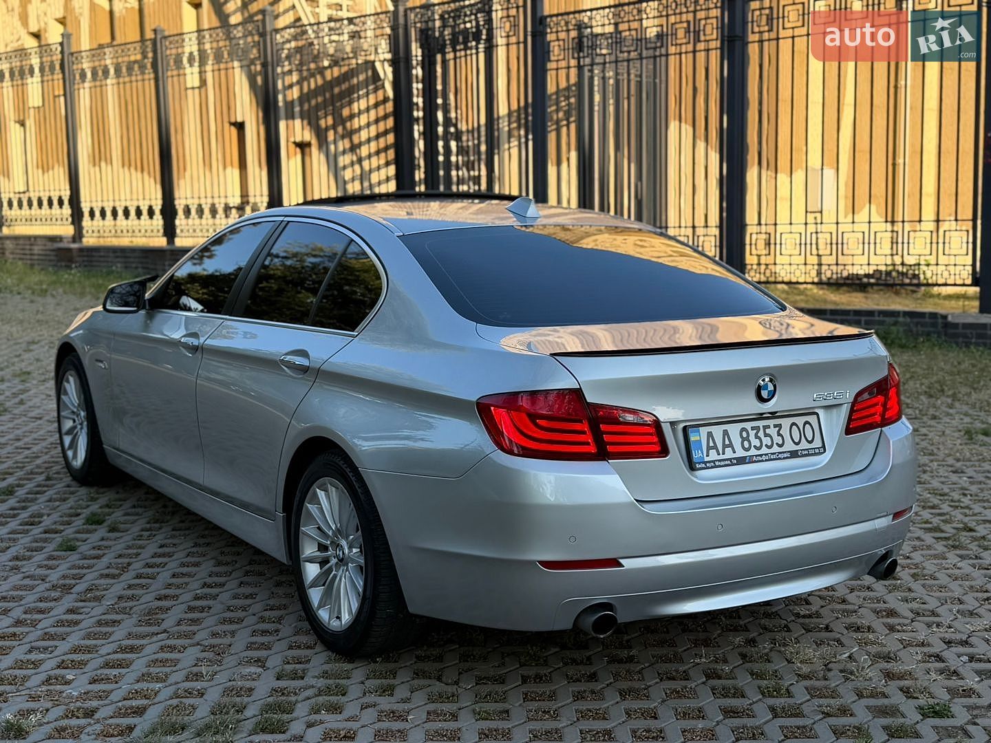 BMW 5 Series 2011 VIN WBAFR7C54CC809226 фото оголошення 6 з 33