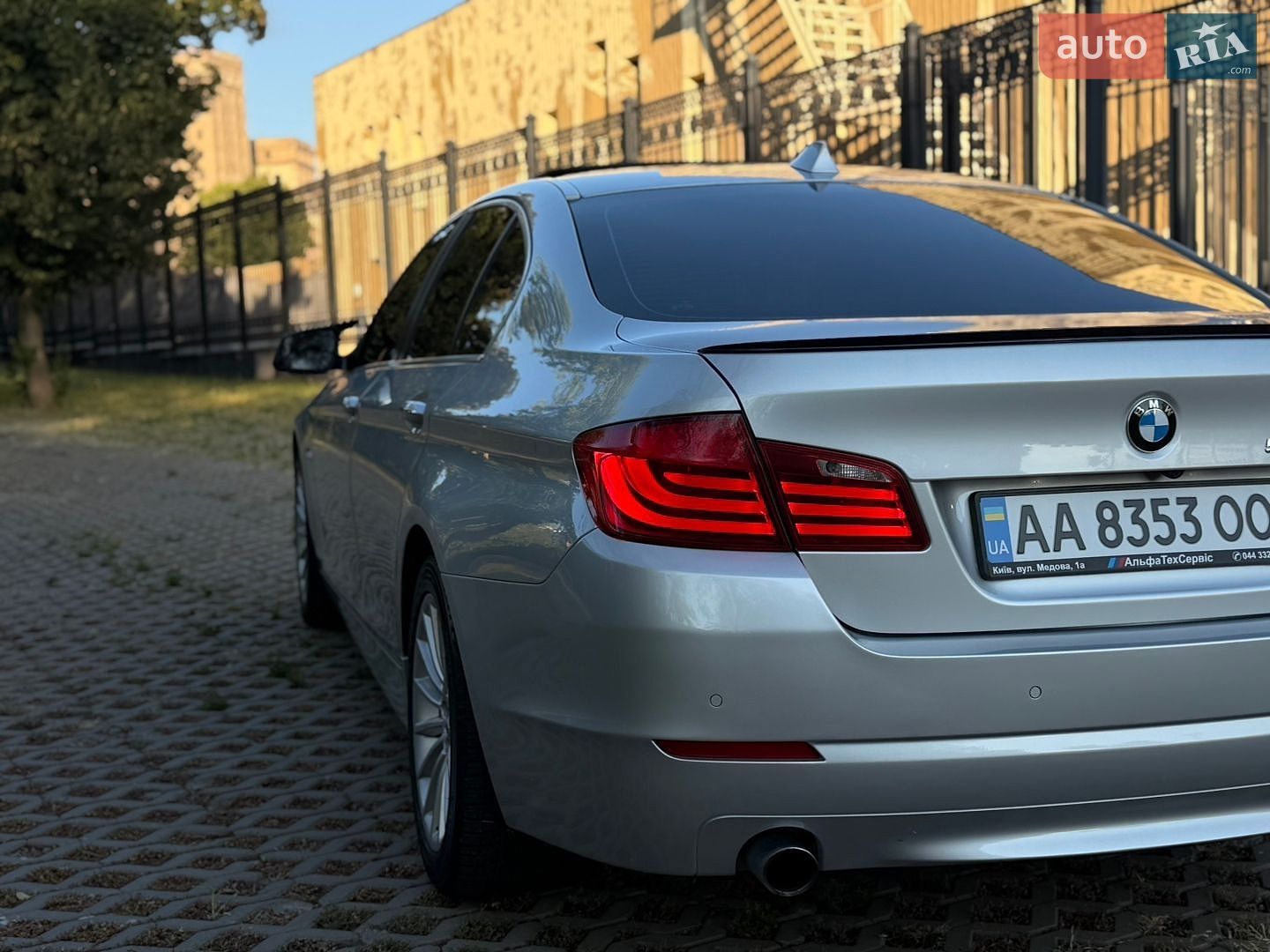 BMW 5 Series 2011 VIN WBAFR7C54CC809226 фото оголошення 8 з 33