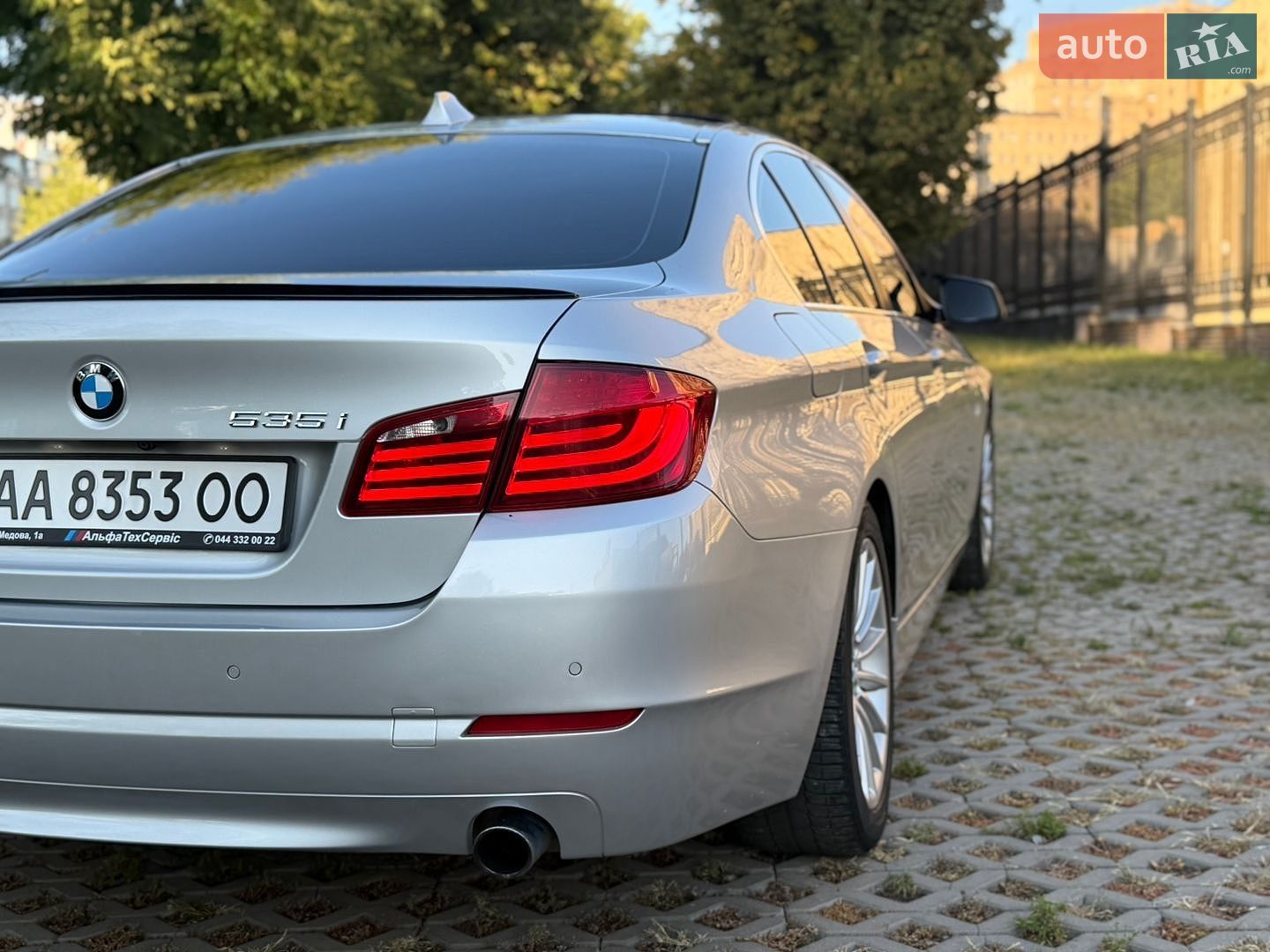 BMW 5 Series 2011 VIN WBAFR7C54CC809226 фото оголошення 9 з 33