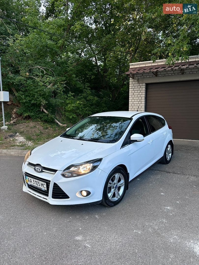Ford Focus 2012 VIN WF0KXXGCBKCB49520 фото оголошення 2 з 29