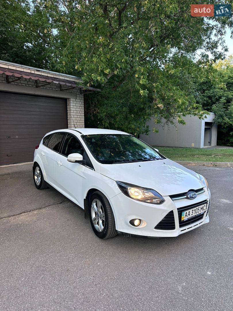 Ford Focus 2012 VIN WF0KXXGCBKCB49520 фото оголошення 4 з 29