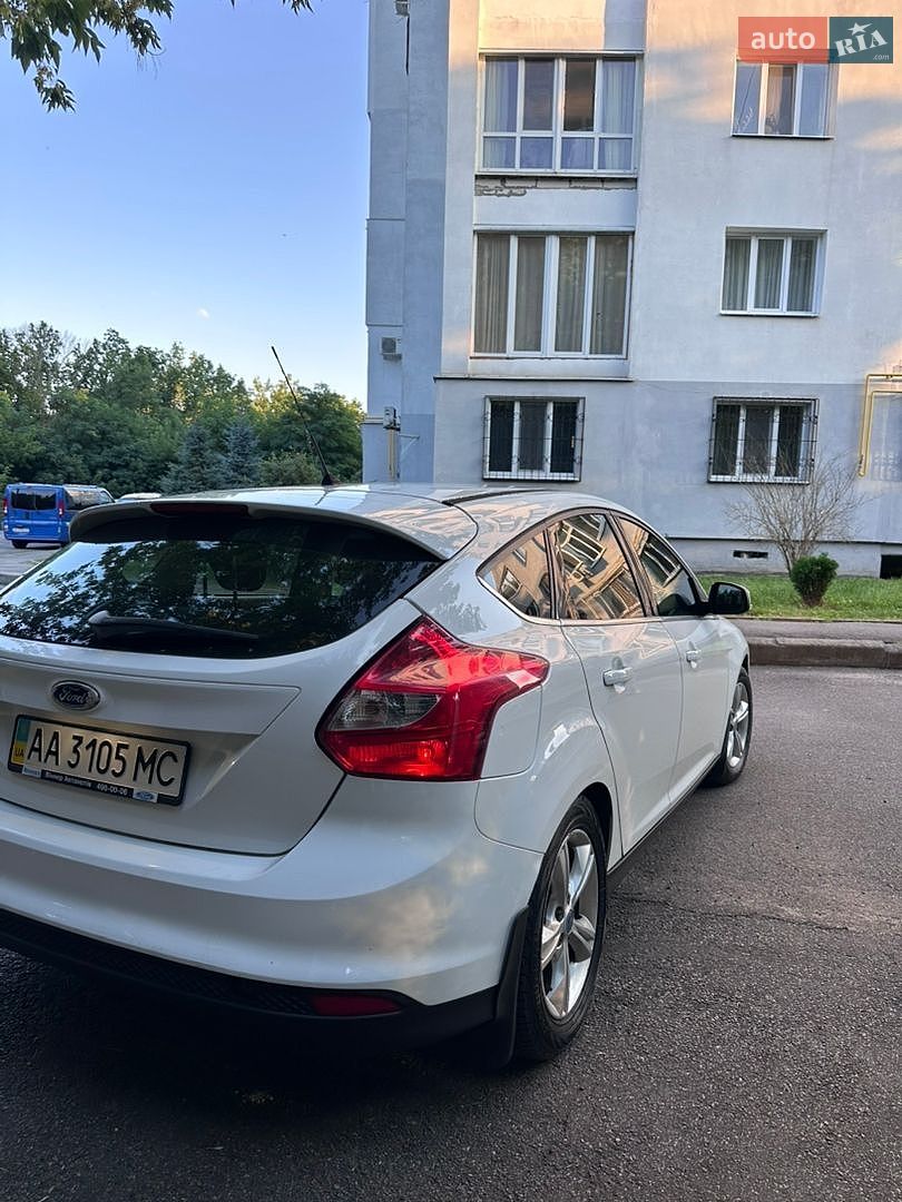 Ford Focus 2012 VIN WF0KXXGCBKCB49520 фото оголошення 10 з 29
