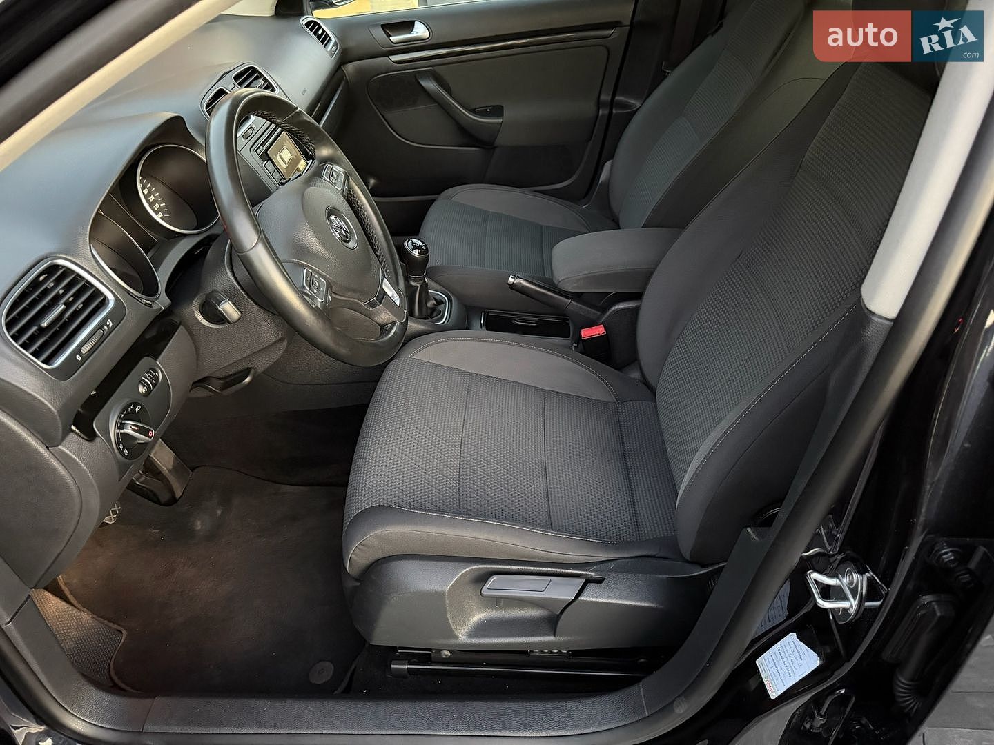 Volkswagen Golf 2013 VIN WVWZZZ1KZDM664364 фото оголошення 32 з 58