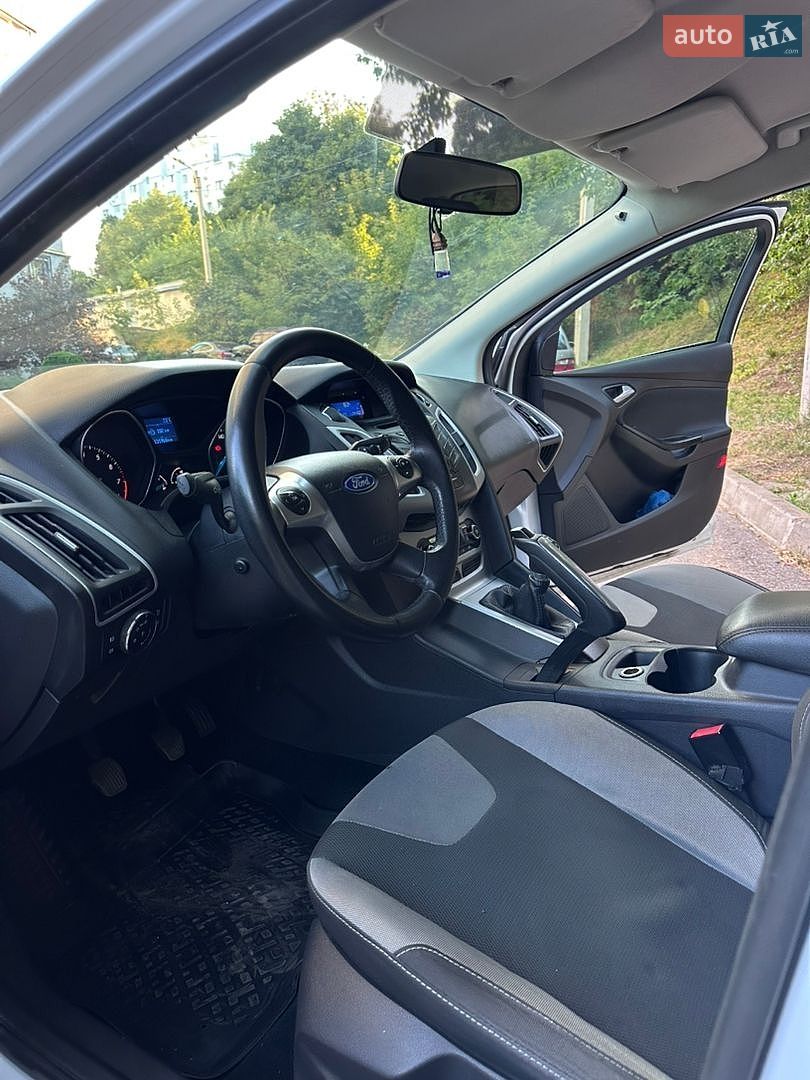 Ford Focus 2012 VIN WF0KXXGCBKCB49520 фото оголошення 22 з 29