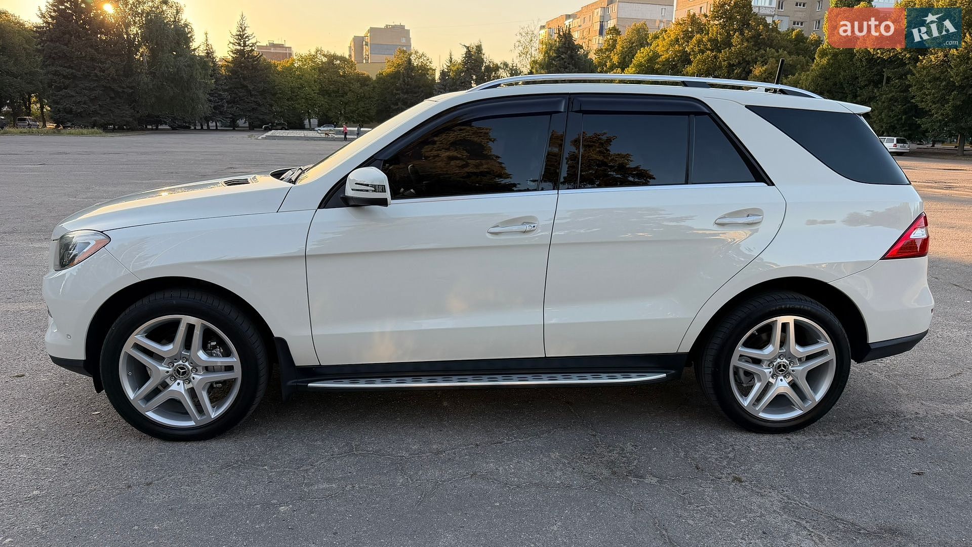 Mercedes-Benz M-Class 2013 VIN 4JGDA2EB5DA148029 фото оголошення 11 з 30