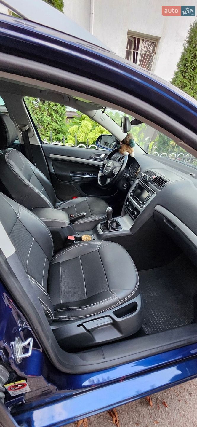 Skoda Octavia 2010 VIN TMBGM61Z8A8043913 фото оголошення 12 з 18