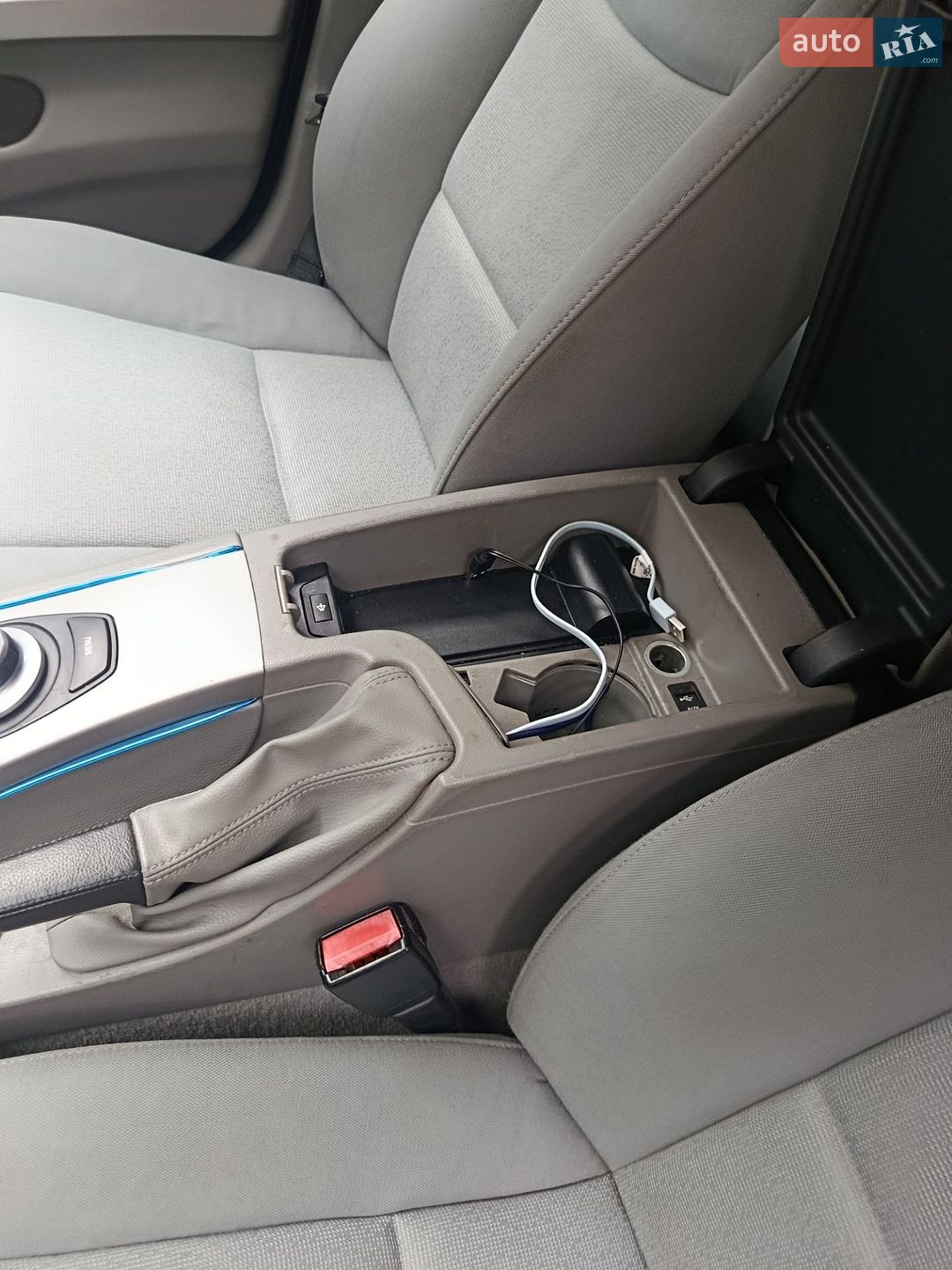 BMW 3 Series 2006 VIN WBAVR71080FT32698 фото оголошення 26 з 39