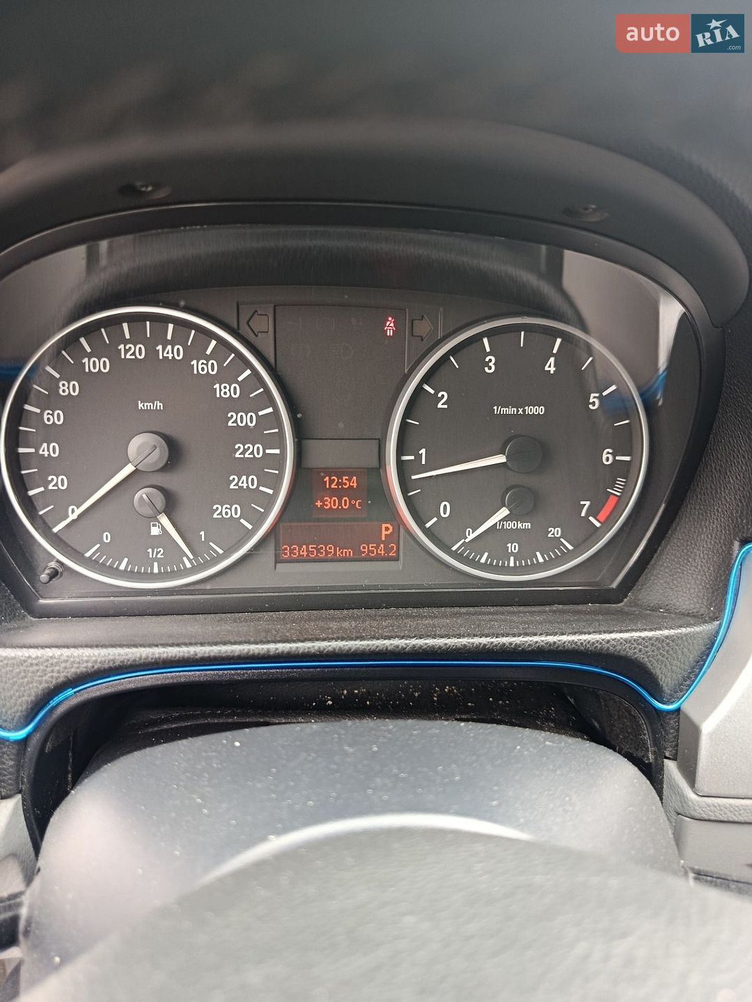 BMW 3 Series 2006 VIN WBAVR71080FT32698 фото оголошення 30 з 39
