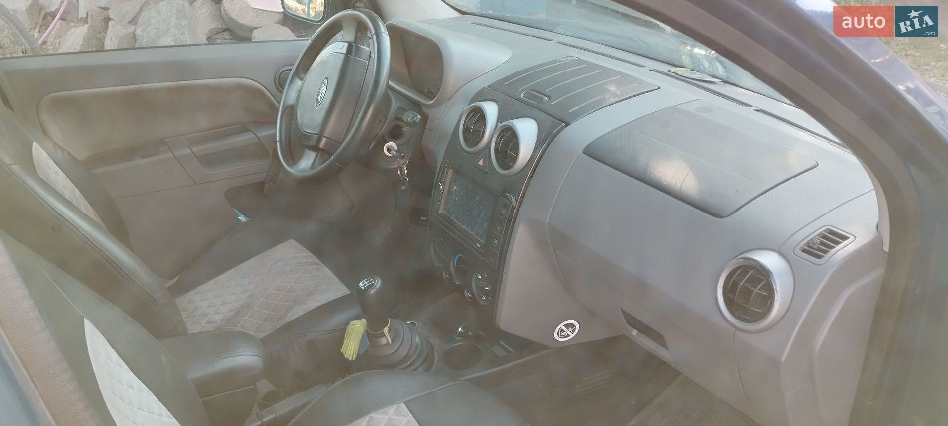 Ford Fusion 2003 VIN WF0UXXGAJU3Y57377 фото оголошення 3 з 3