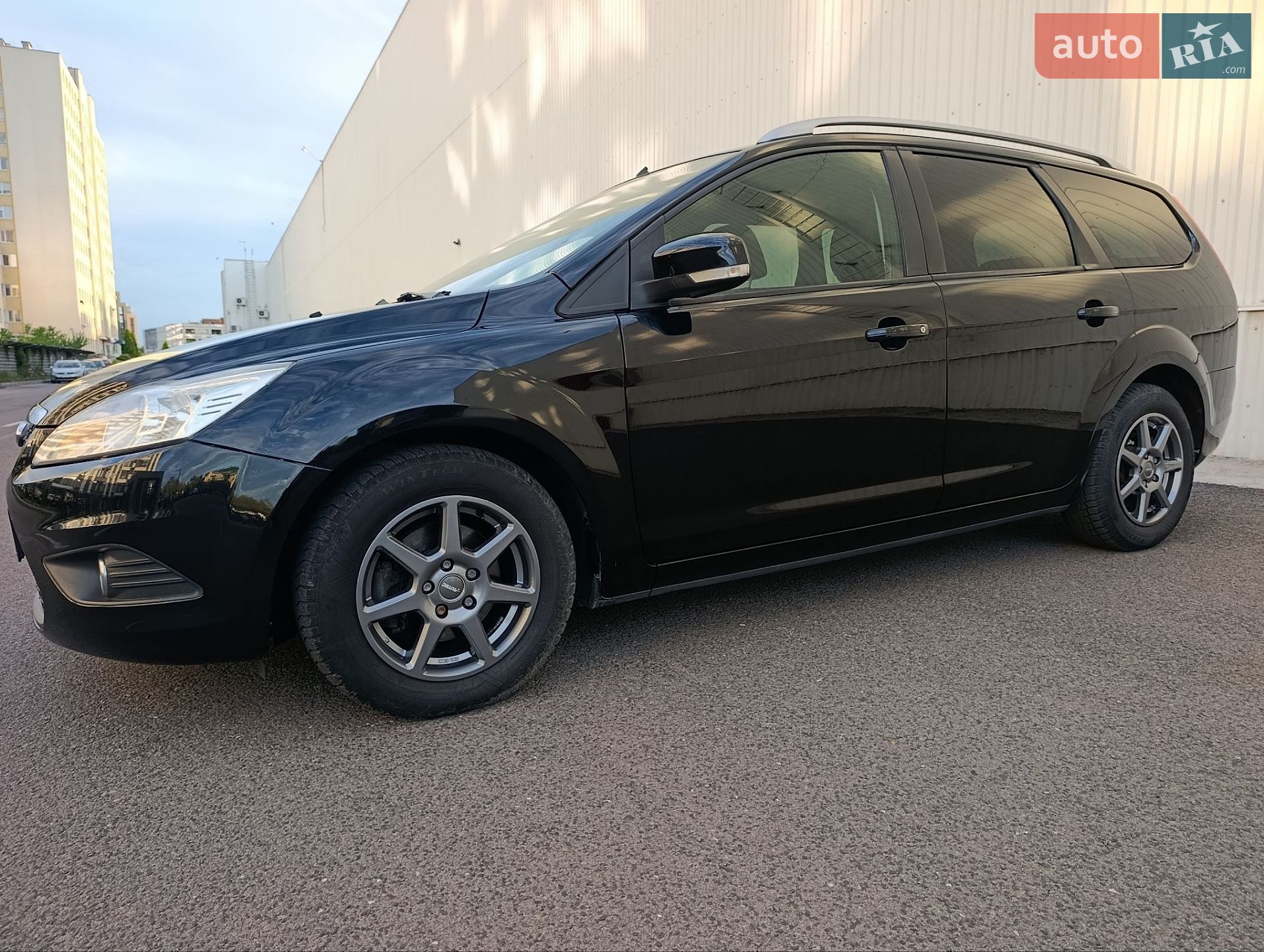 Ford Focus 2009 VIN WF0SXXGCDS9P22542 фото оголошення 2 з 34