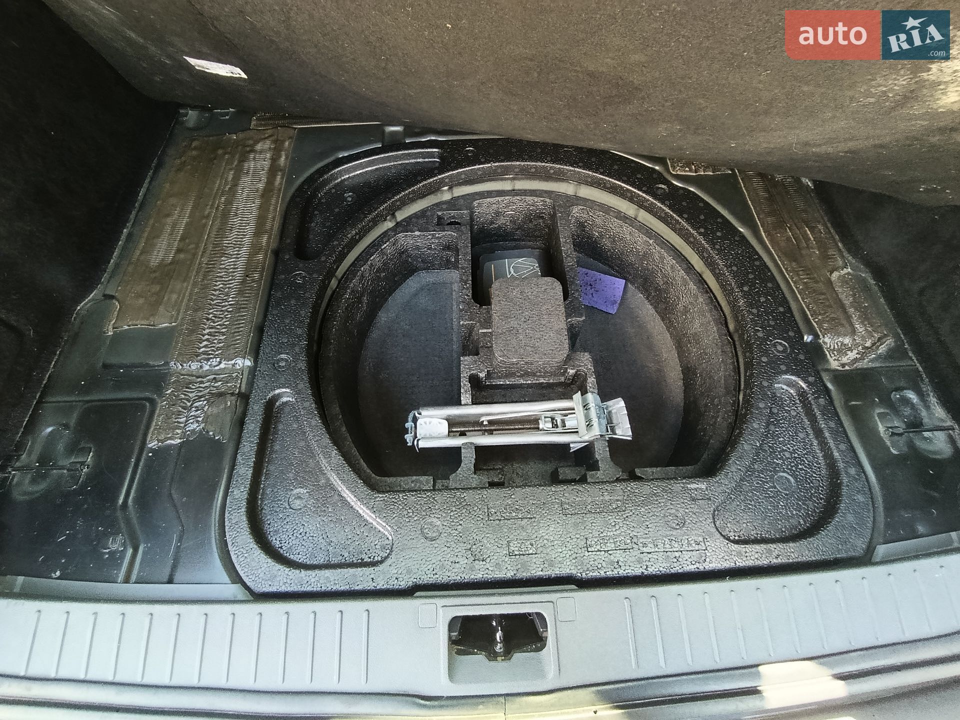 Ford Focus 2009 VIN WF0SXXGCDS9P22542 фото оголошення 33 з 34