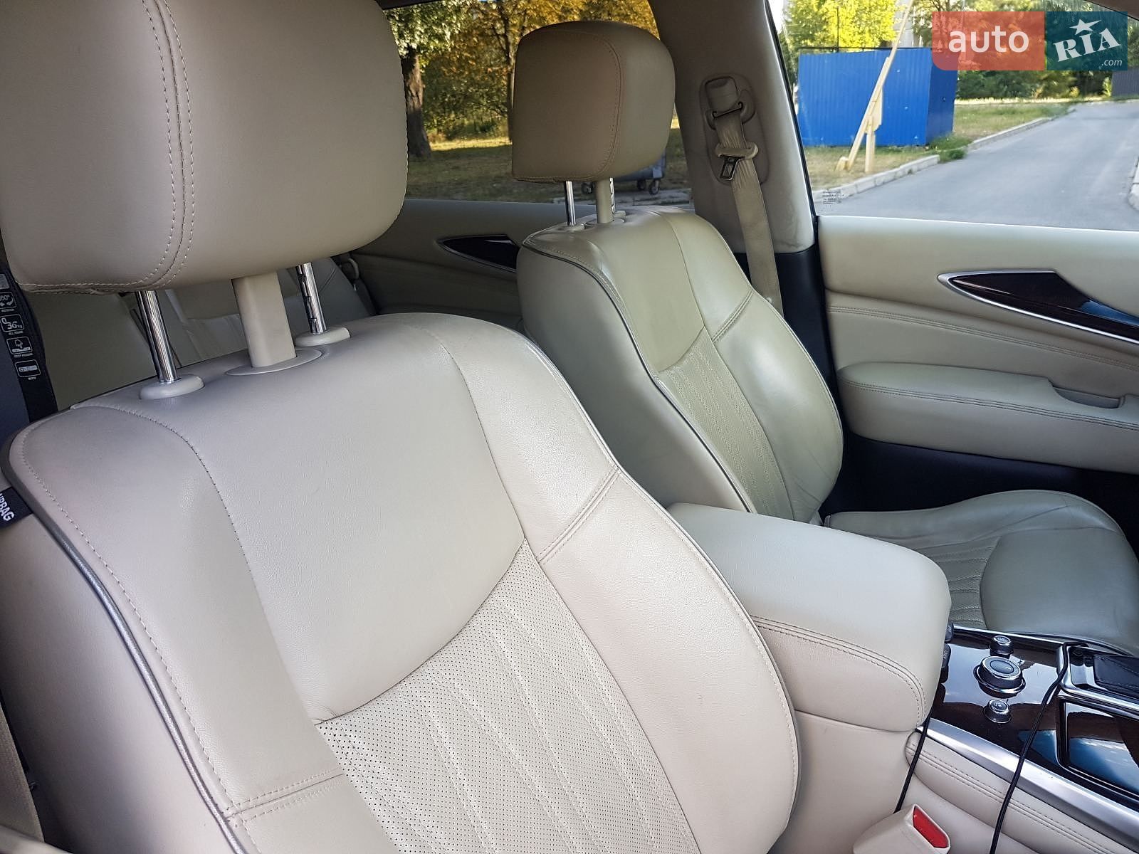 Infiniti QX60 2016 VIN 5N1AL0MM4GC533692 фото оголошення 33 з 44