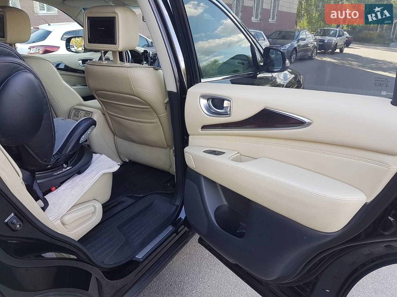 Infiniti QX60 2016 VIN 5N1AL0MM4GC533692 фото оголошення 35 з 44
