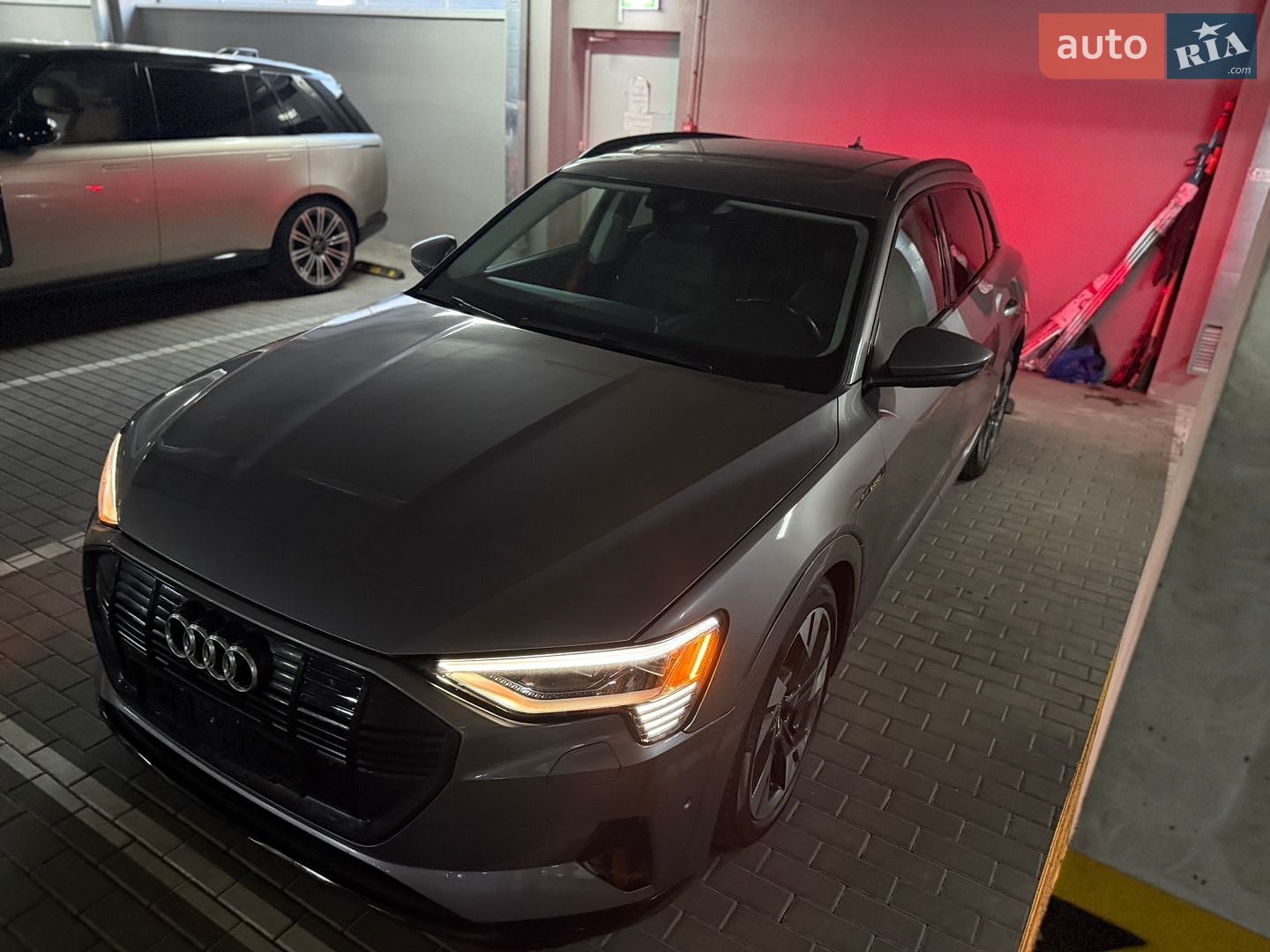 Audi e-tron 2021 VIN WA1AAAGE1MB005625 фото оголошення 16 з 20