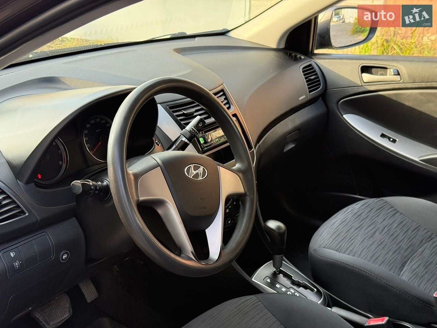 Hyundai Accent 2016 VIN Z94CT41CBHR554965 фото оголошення 15 з 21