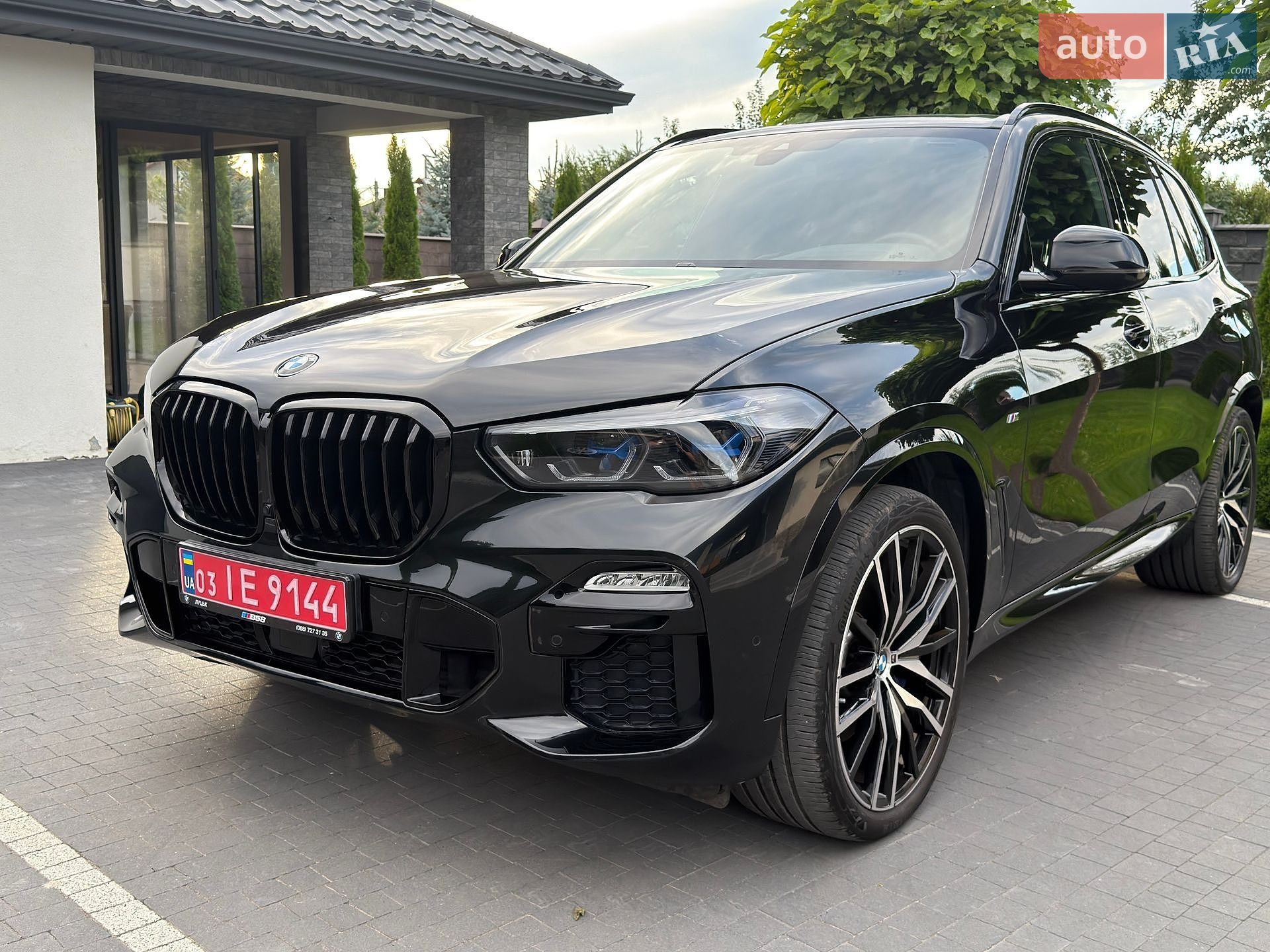 BMW X5 2021 VIN WBAJU810209J00079 фото оголошення 2 з 60